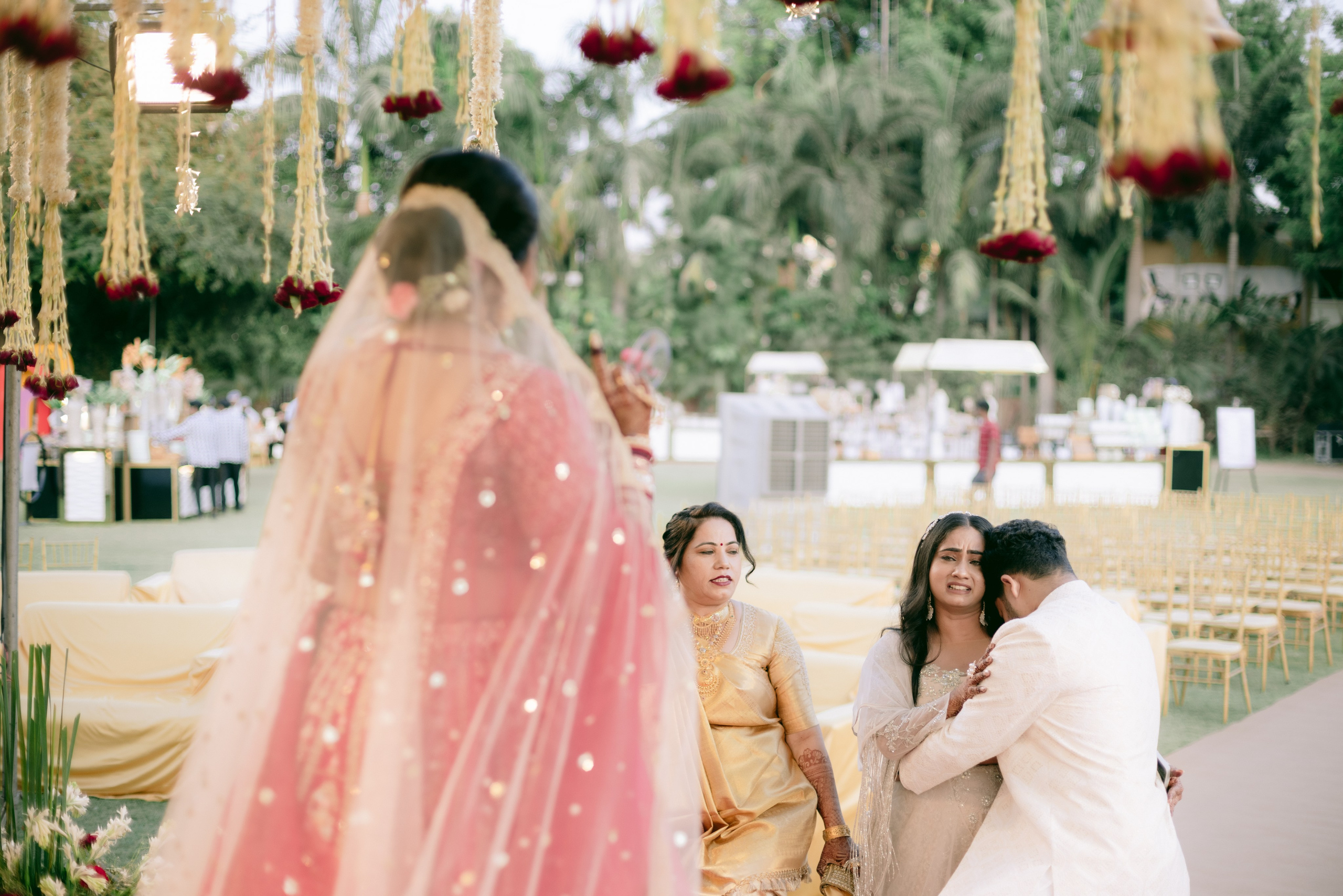 WEDDINGS. Love Emotions Weddings