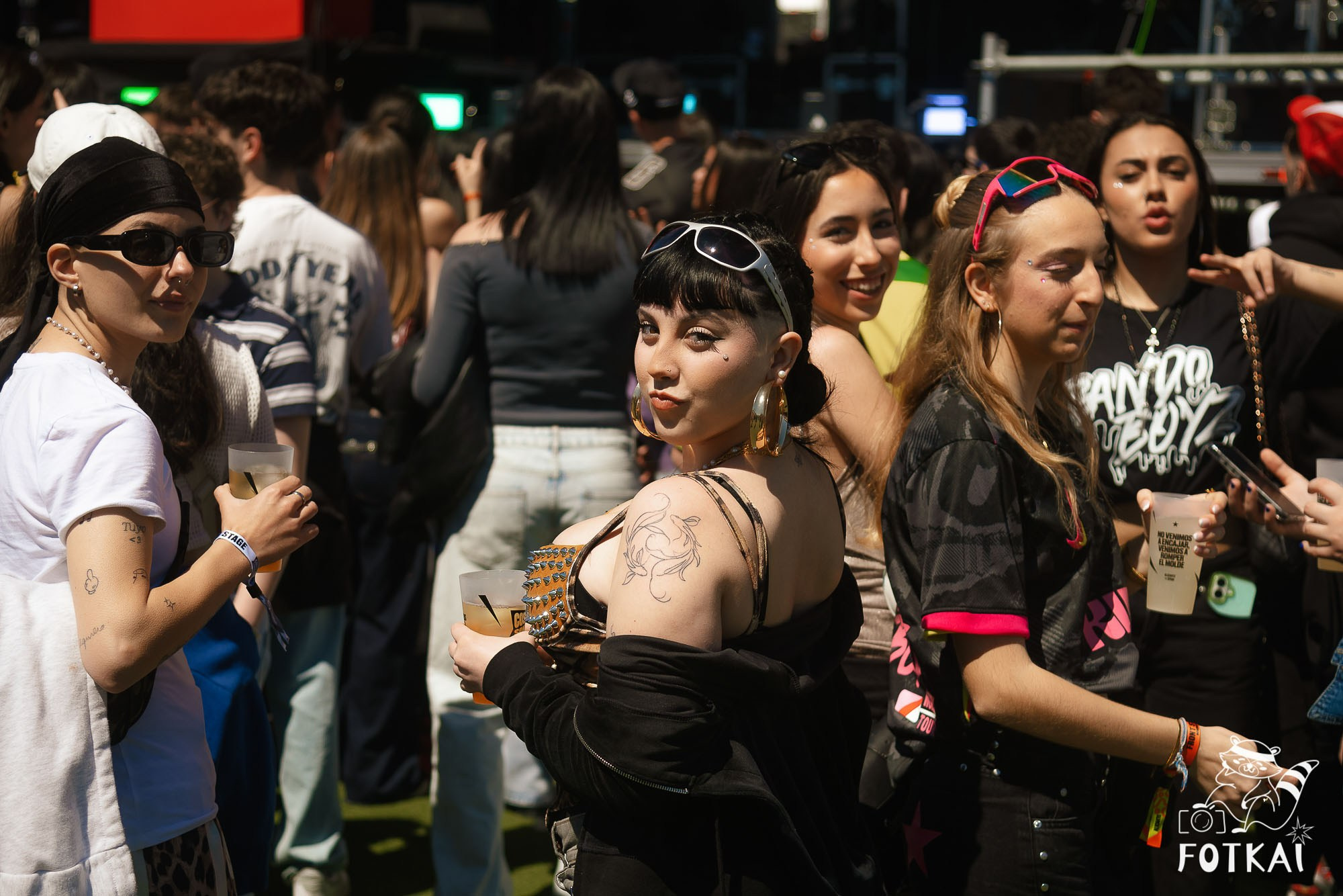 Costa Sonora 2026 Alicante Day 1 Photos — Find Yourself, Friends and Festival Crowd | FOTKAI