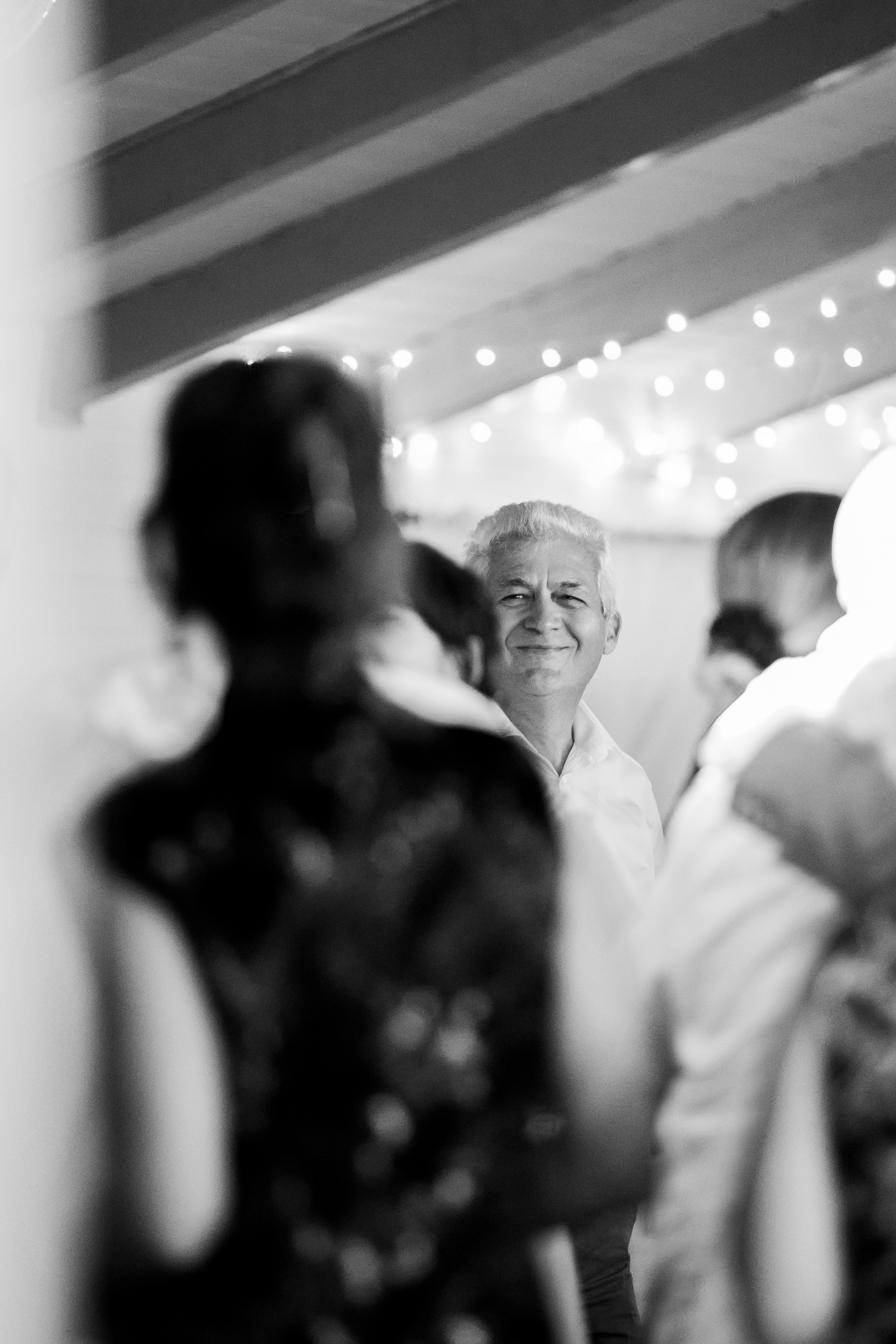 PARTY. Gabriel Florea — Fotograf nuntă București