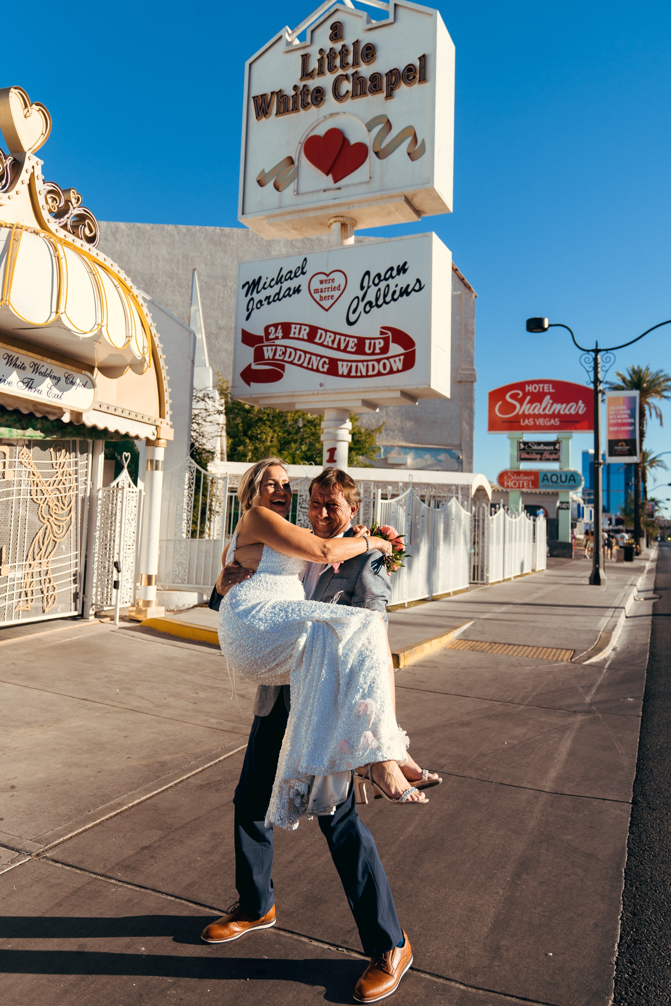Sandra&Steffen. Renewal vows. Wedding & elopement photographer Viktoriya Kravtsov. Las Vegas