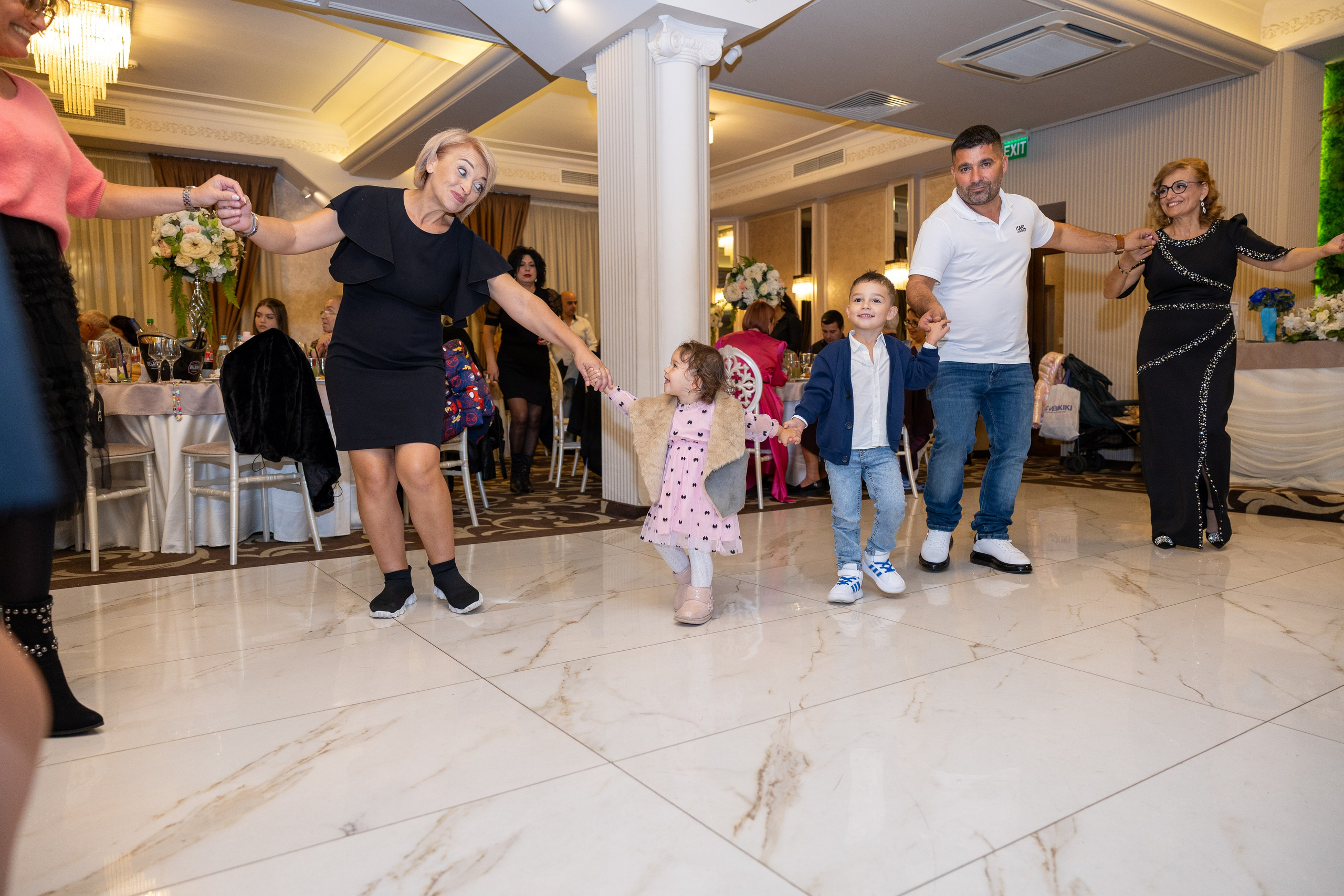 Andrei Sebastian. Moments By Gub