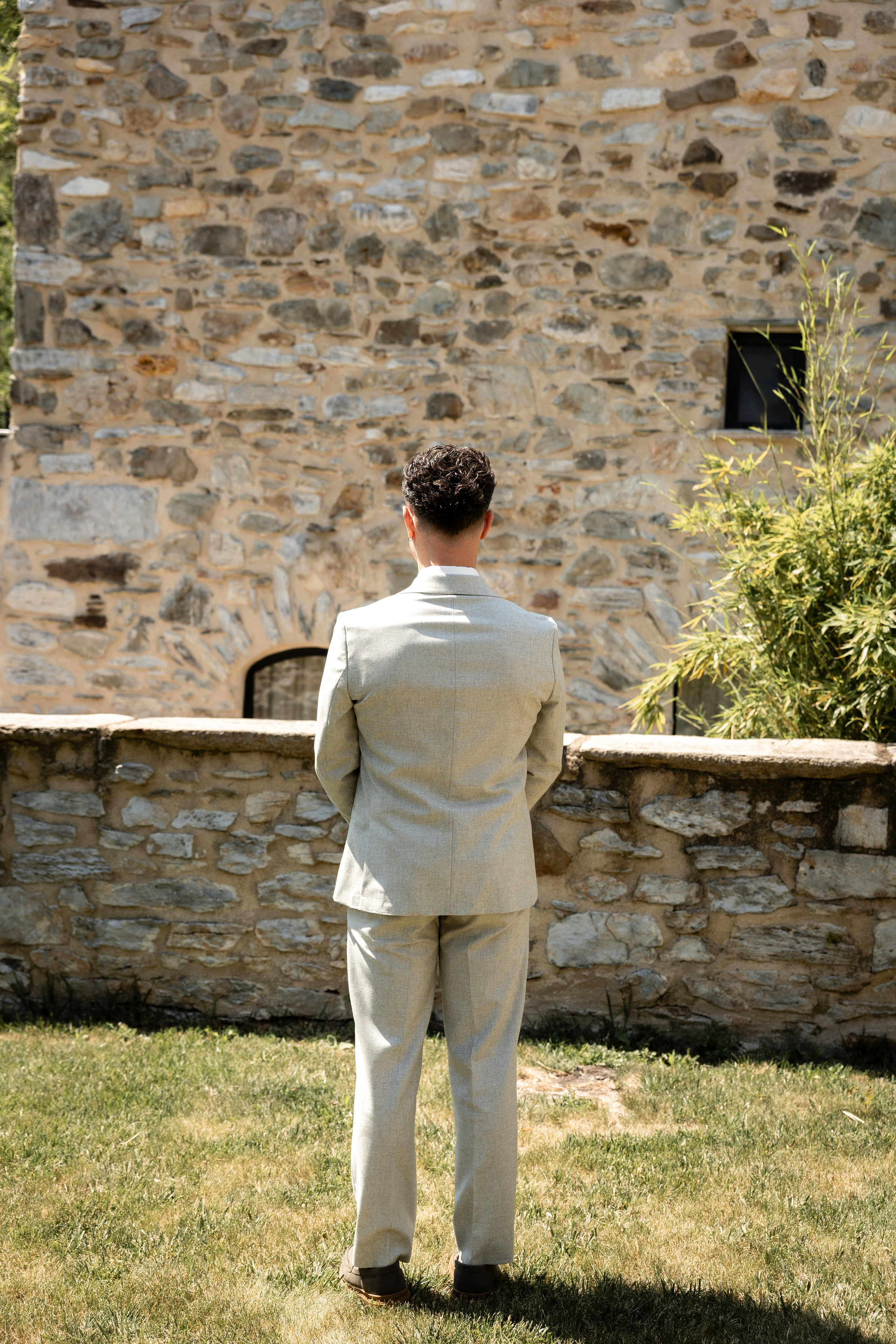 Modern Château Wedding in Occitanie — Domaine de Merlac. Eugénie Smirnova — Wedding & Elopement Photographer in Southwest France