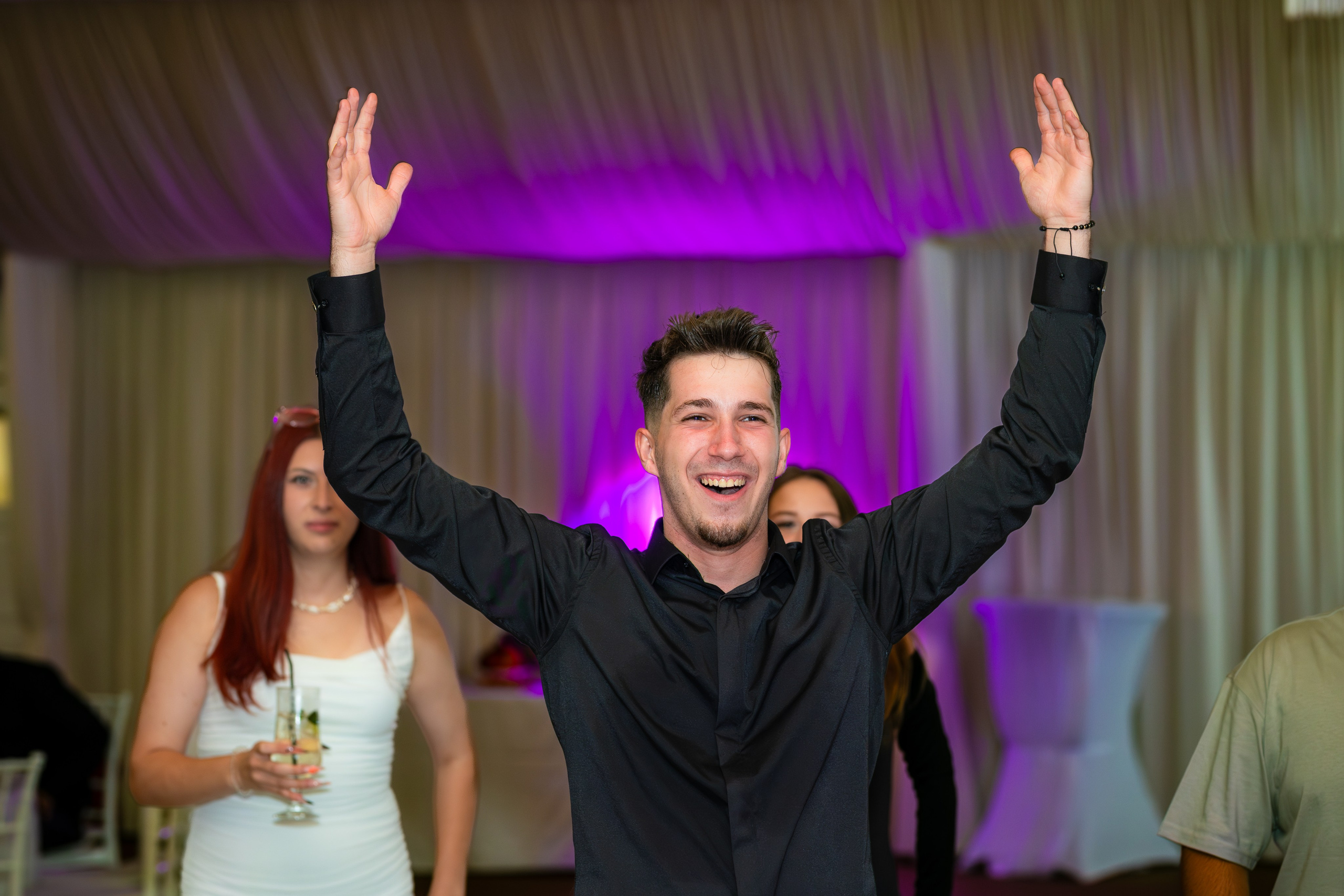 Majorat Denis. Ionut Brehuescu — Fotograf