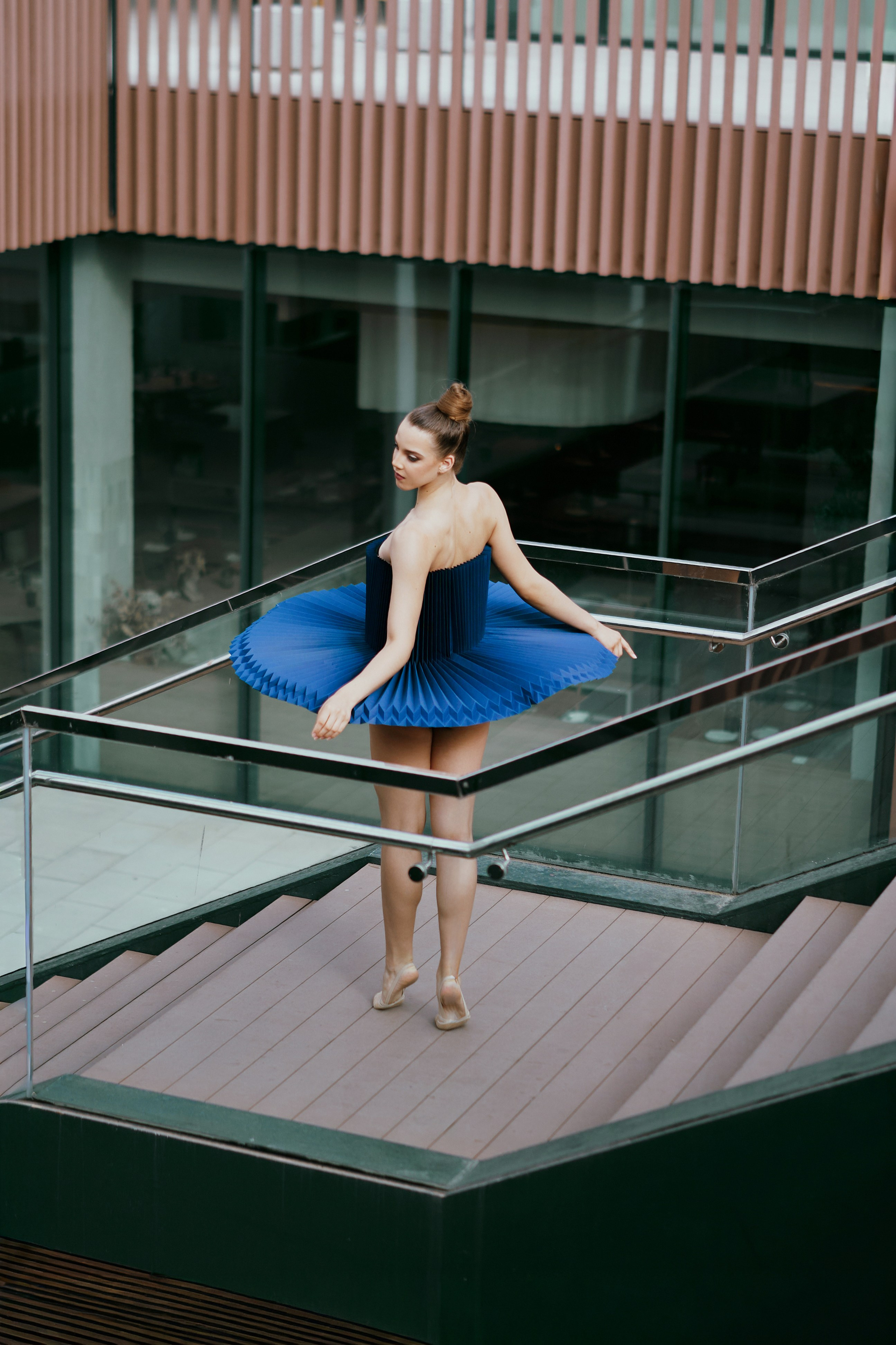 Барселона. Бумажное платье. Фотограф в Барселоне Жанна Захарченко