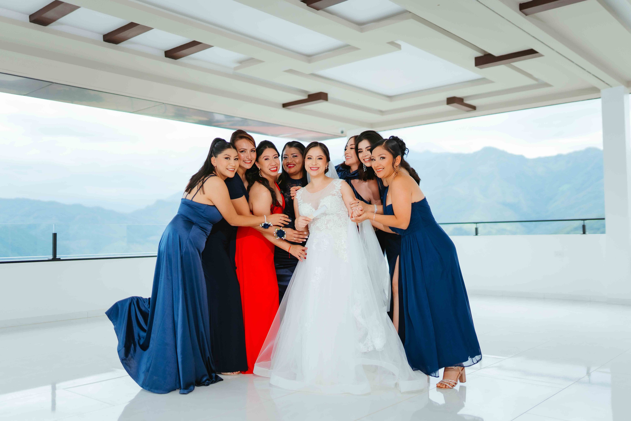 Jennifer y Vladimir. Fotógrafo de bodas en Loja Ecuador | Piero Alvarez PH