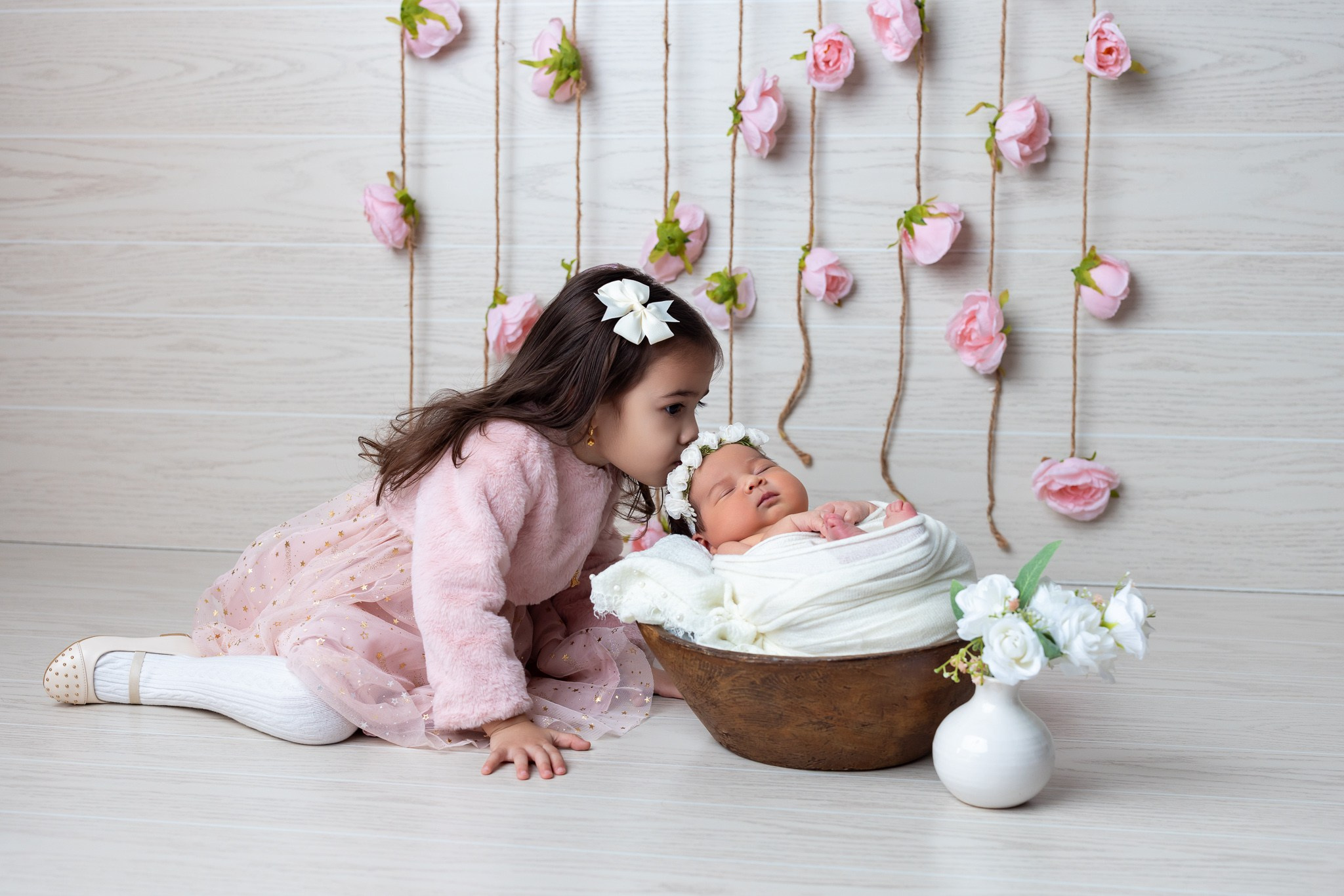 Harmony Newborn Photoshoot. Professional family, maternity & newborn photographer in North Charleston, SC, creating timeless portraits