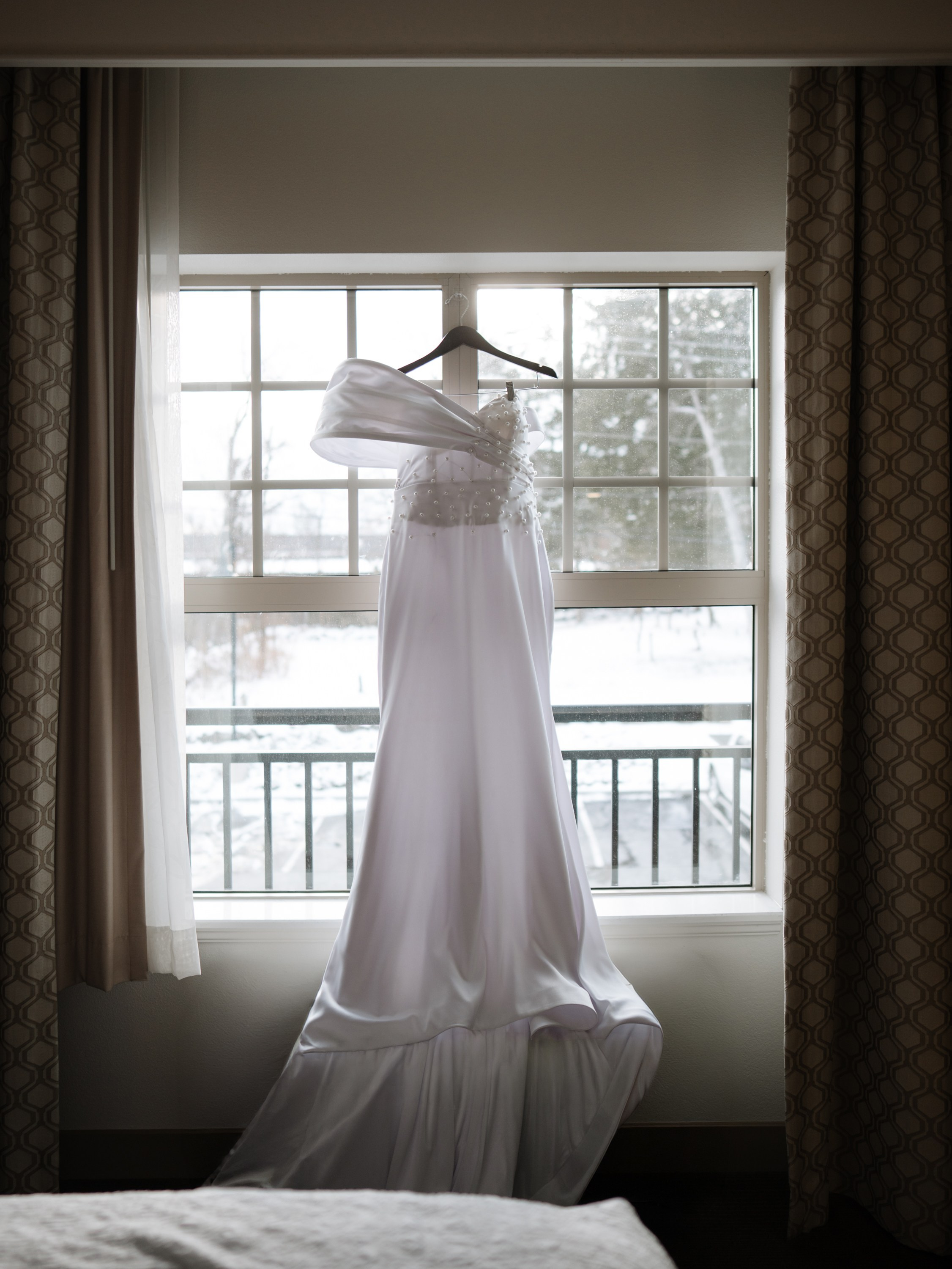 Angela & Jacktone’s wedding — New Paltz, NY. Portrait and wedding photographer in New York