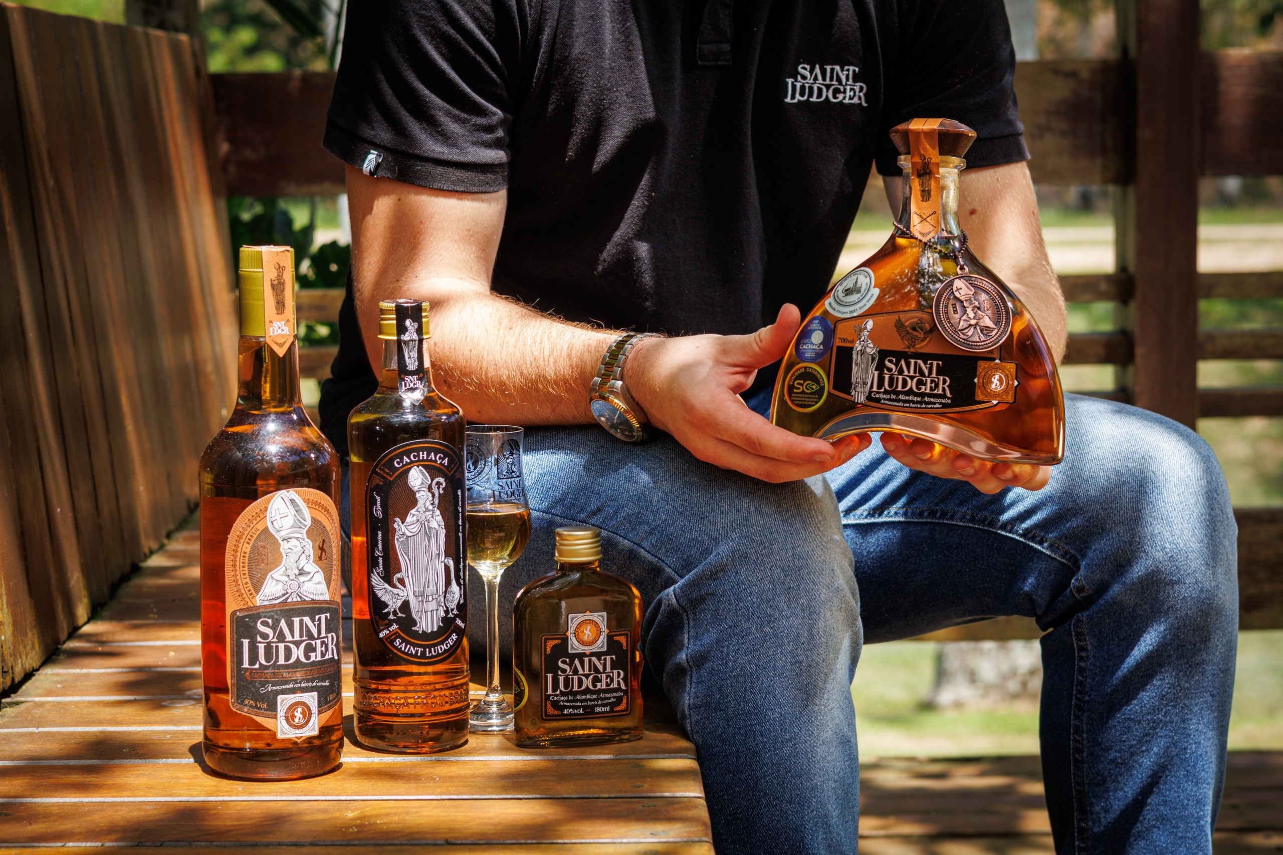 Fotografia de Marca para Bebidas Artesanais | Saint Ludger. Luan Hobold Fotografia