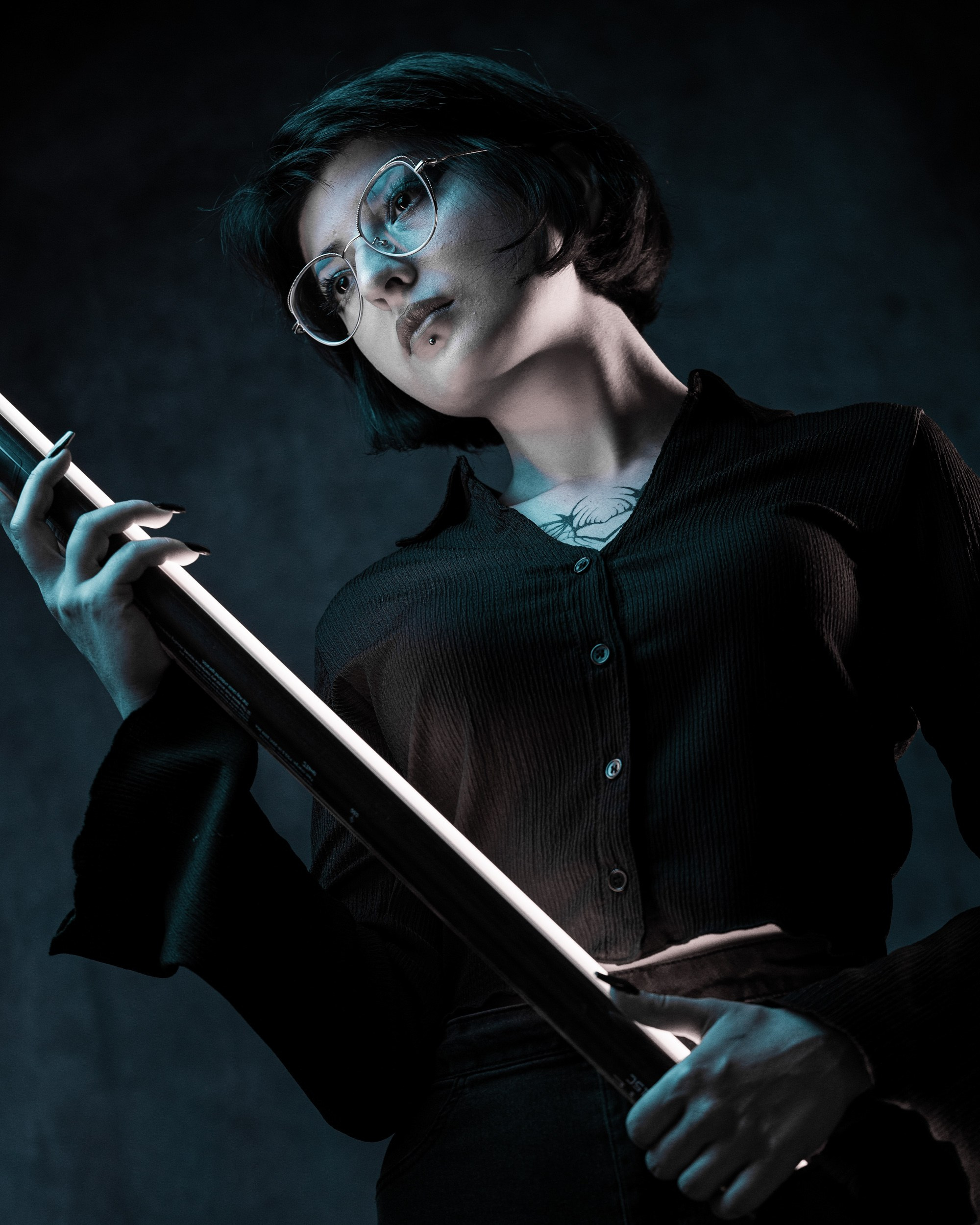 Portret Fotoqrafiyası | Bakıda Peşəkar və Yaradıcı Portret Çəkilişi. Məhsul Fotoqrafı Bakıda