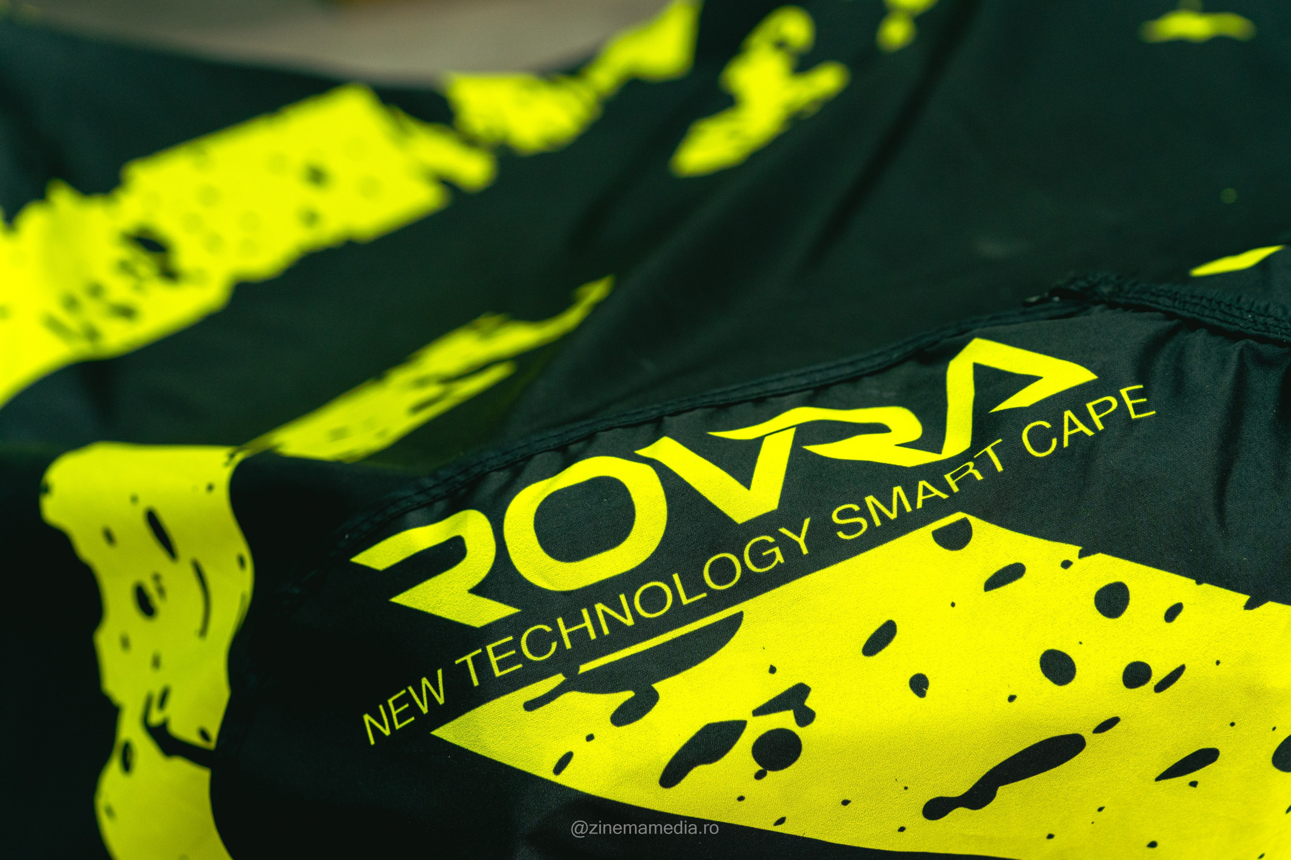 RARES — BUSINESS PROMO. Z I N E M A