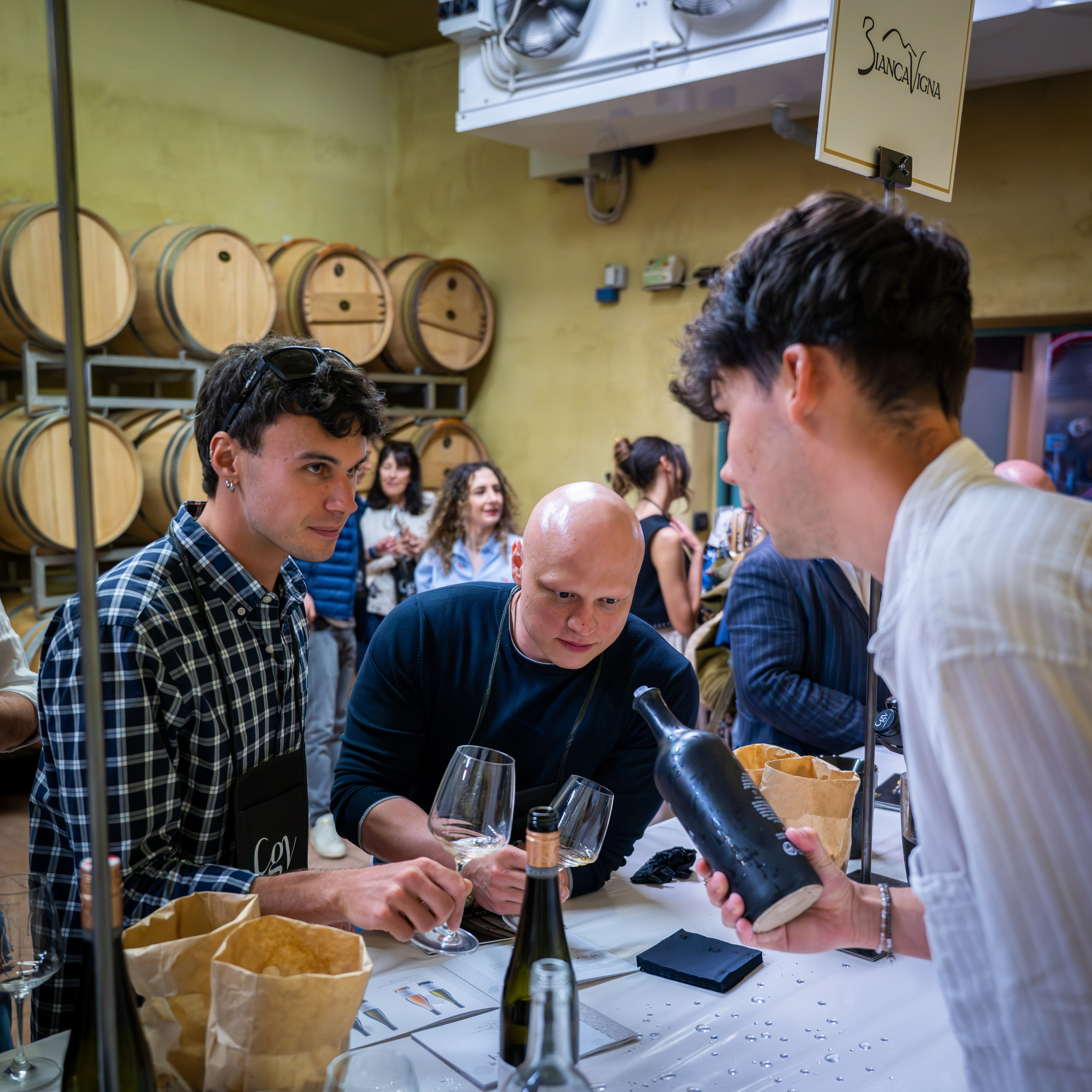Cuzziol Grandi Vini e Cantine Parusso Monforte. “Gianmaria Coscia fotografo per passione”