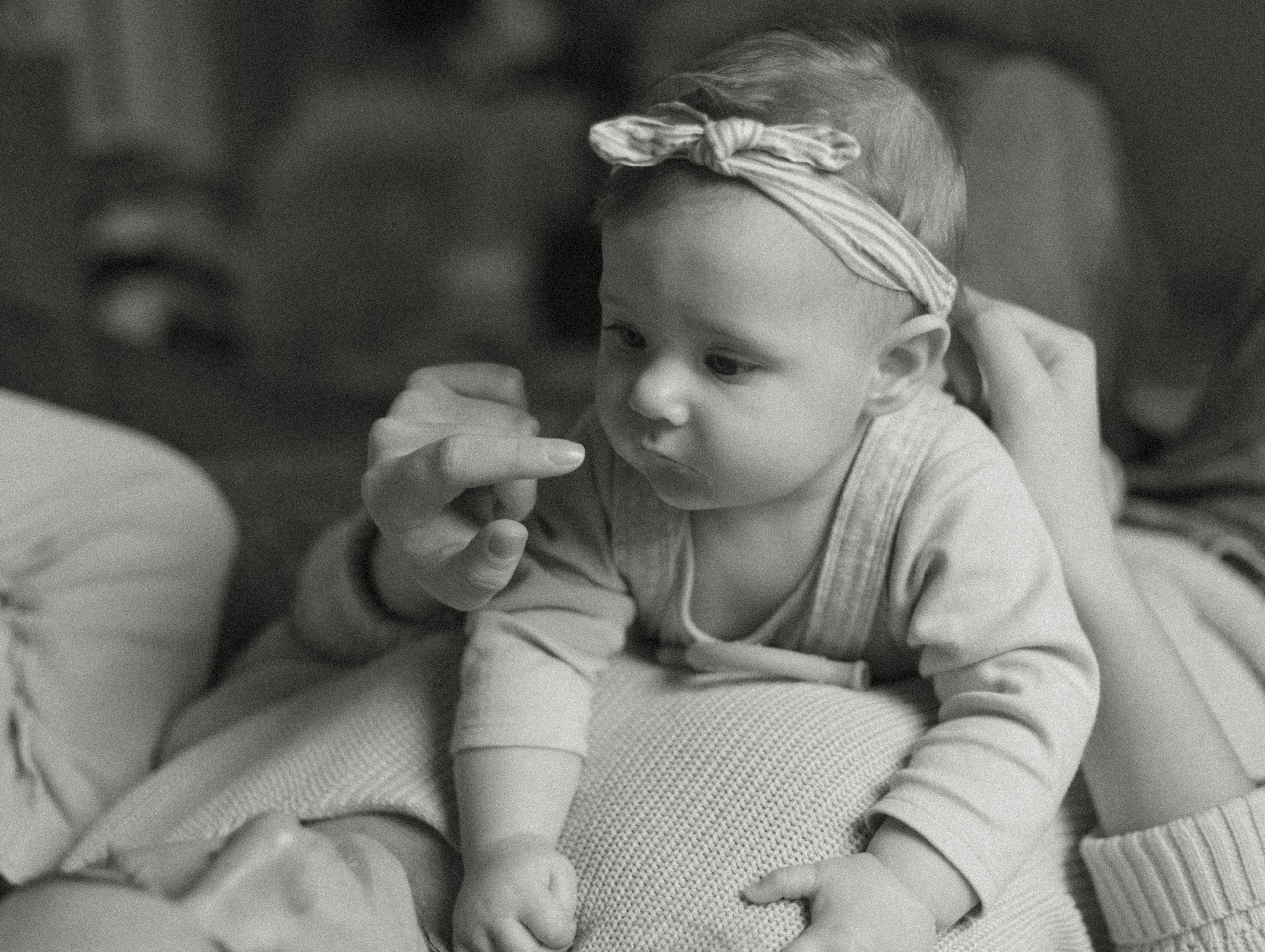 Séance photo de famille pour Noël. Histoires d’amour, séances photos de famille et de mariage en France