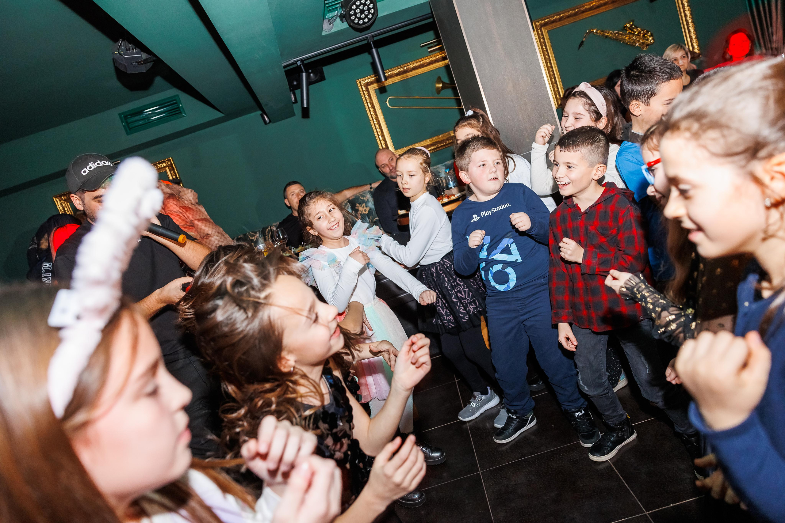 Честит Рожден Ден!. Фотограф Ирина Йотова