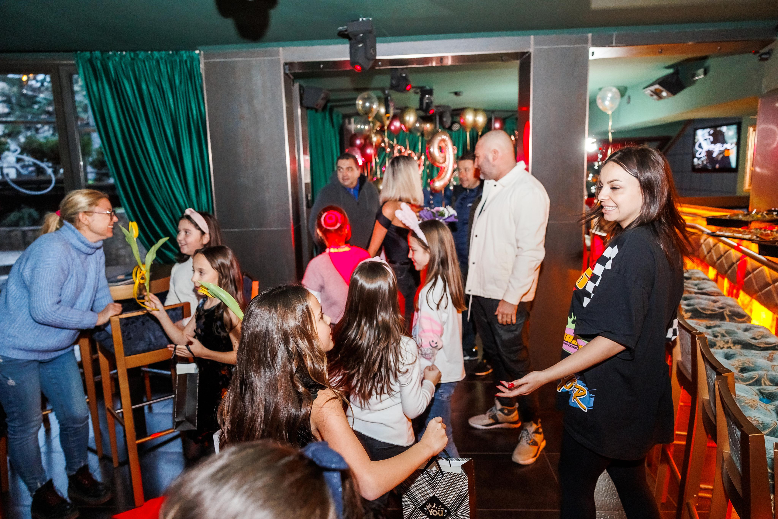 Честит Рожден Ден!. Фотограф Ирина Йотова