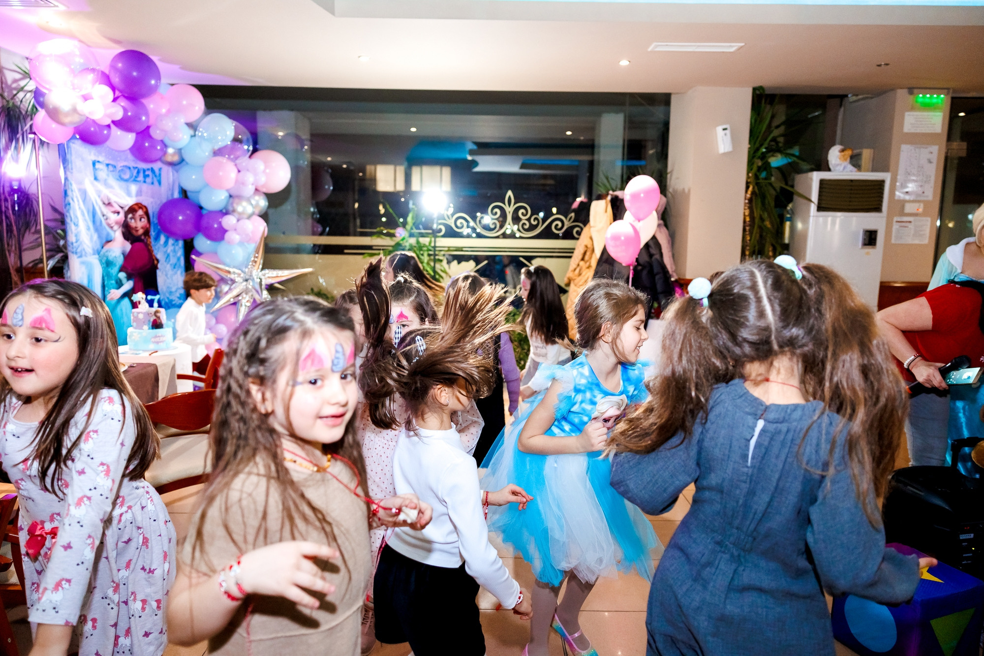 Честит Рожден Ден. Фотограф Ирина Йотова