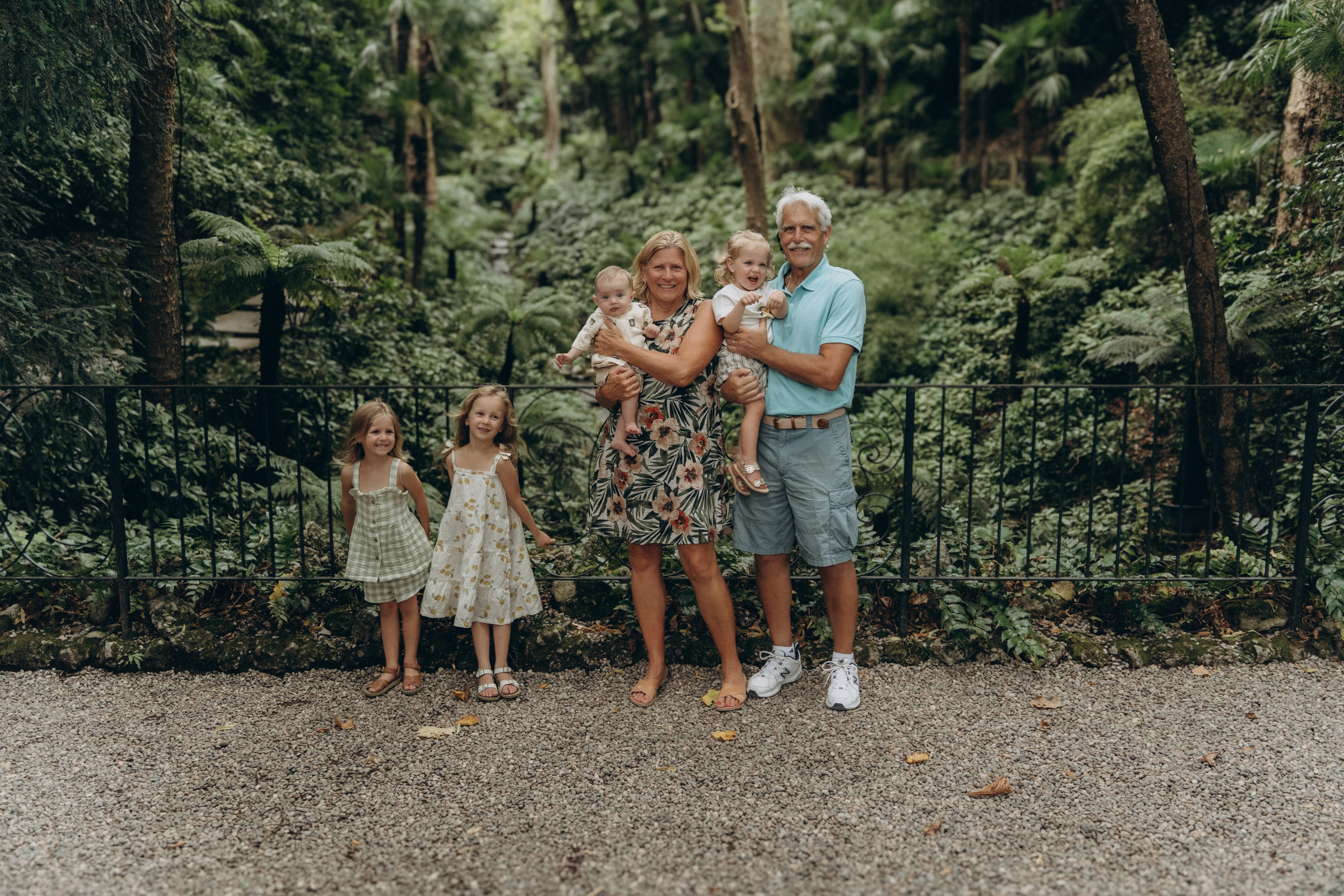 Family moments in Como Lake. PHOTOGRAPHER IN ITALY