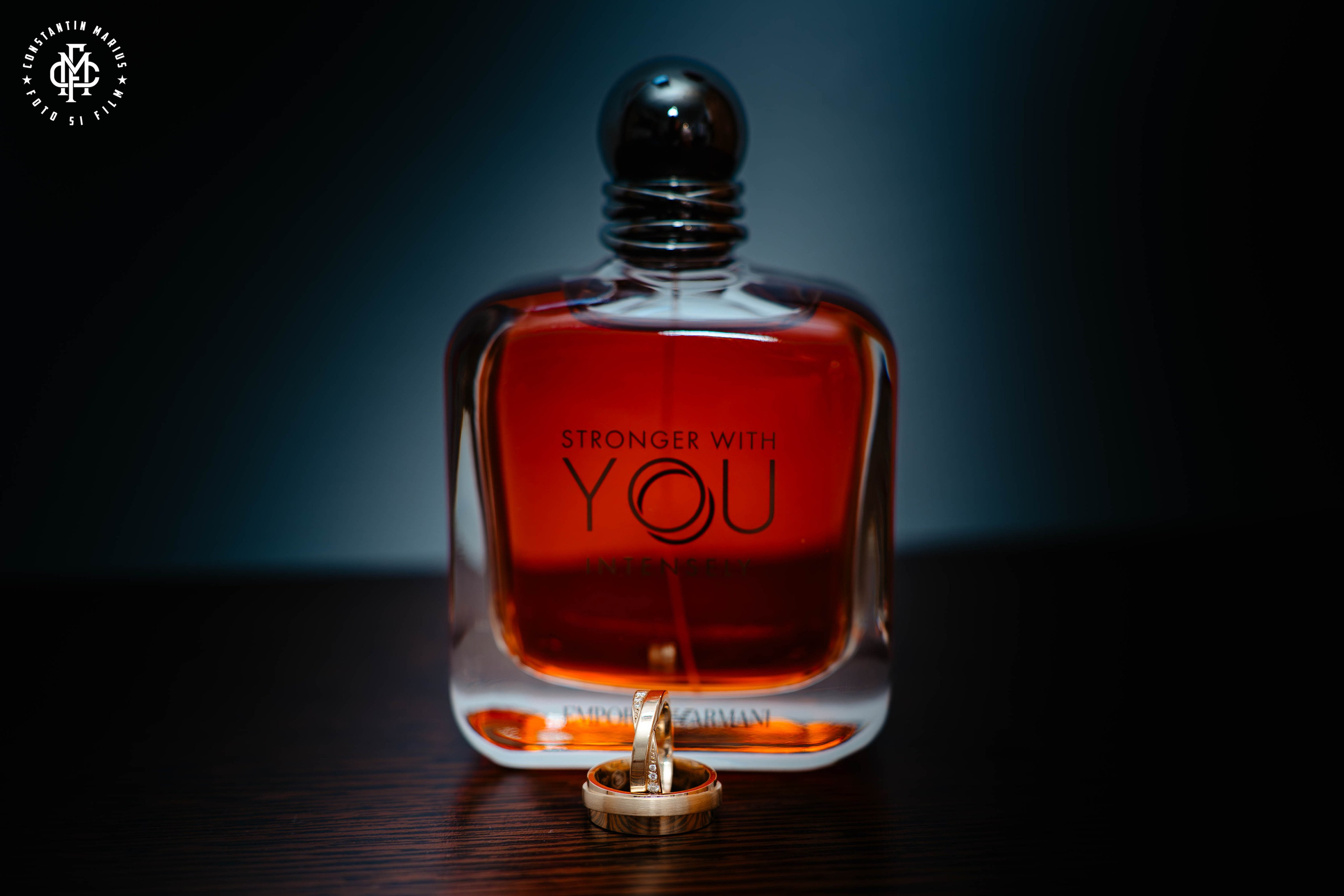 WEDDING PHOTOGRAPHY. DESPRE NOI