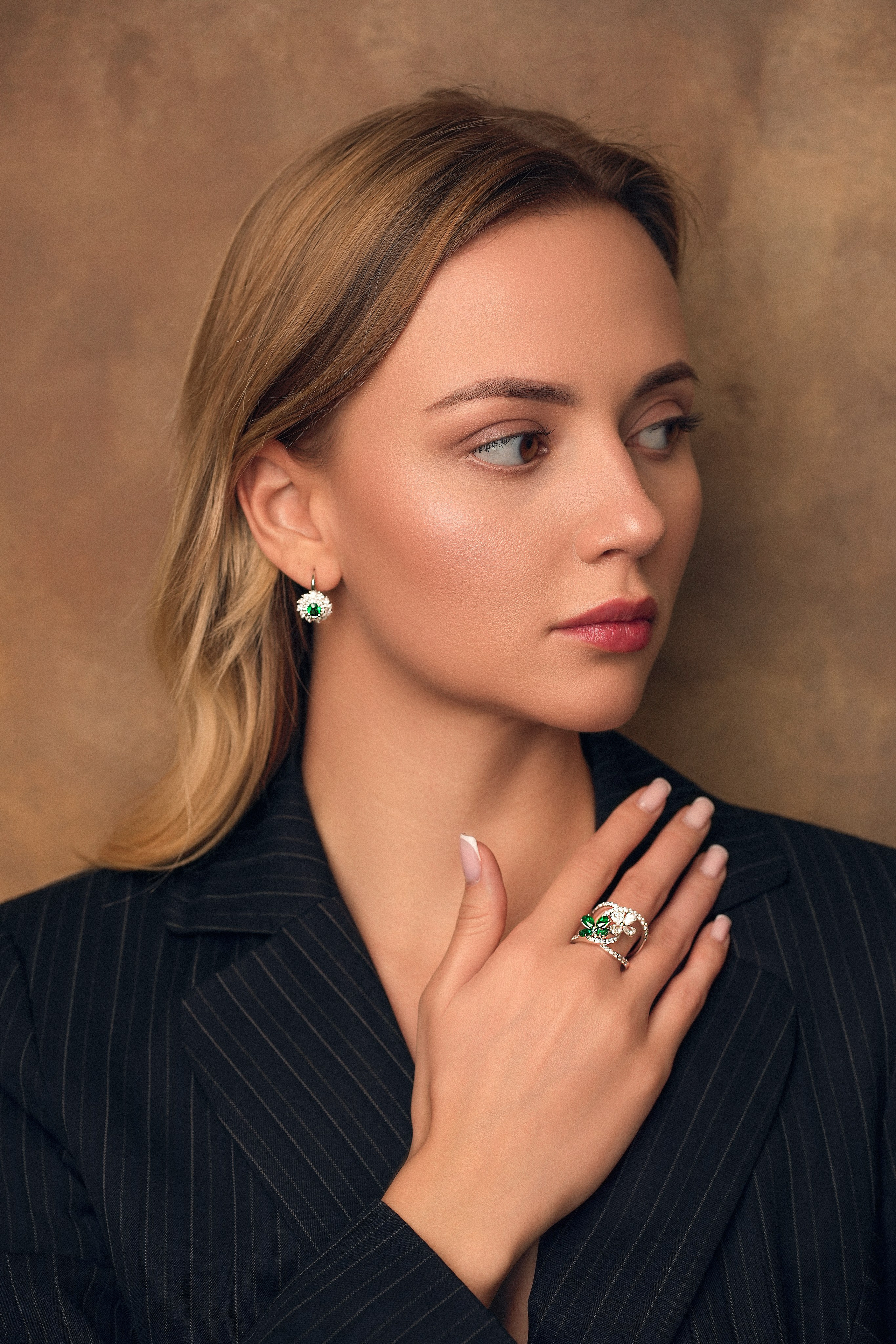 Ювелирный магазин ADMIRIA. Azat_visuals