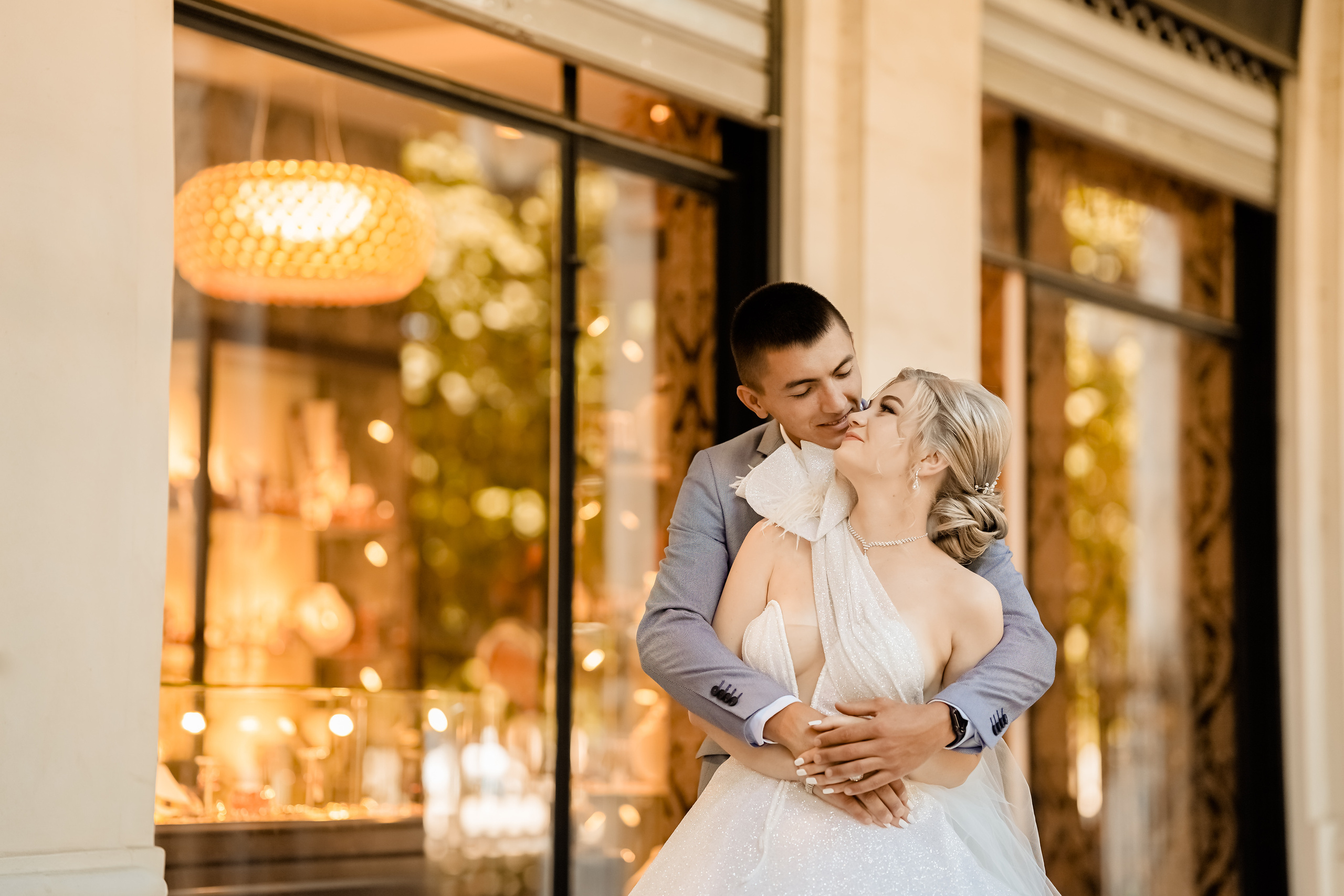 Wedd. Https://www.instagram.com/grosu.photography?igsh=MTR6Y2xobGw1ZTluZg%3D%3D&utm_source=qr