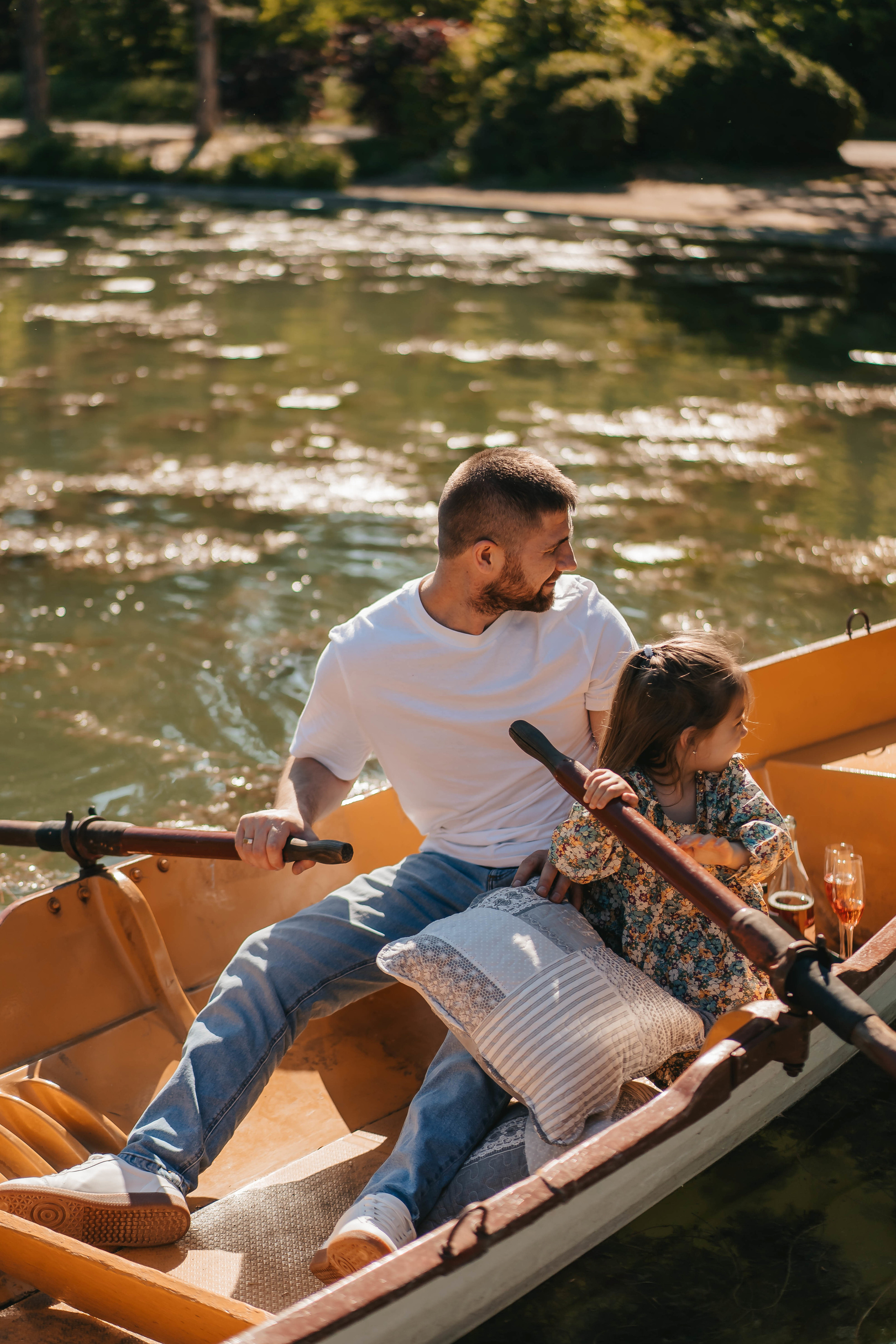 Family. Https://www.instagram.com/grosu.photography?igsh=MTR6Y2xobGw1ZTluZg%3D%3D&utm_source=qr