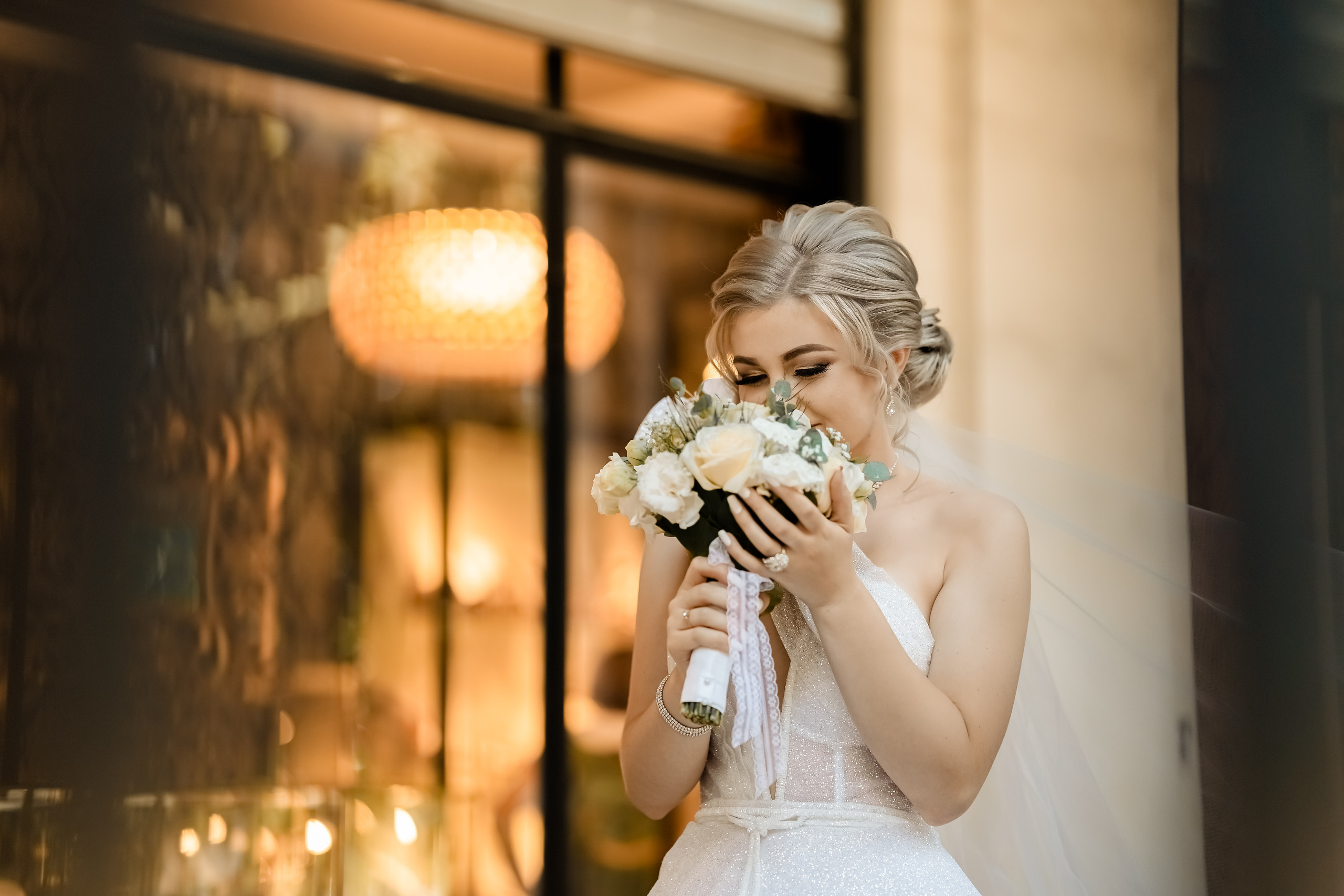 Wedd. Https://www.instagram.com/grosu.photography?igsh=MTR6Y2xobGw1ZTluZg%3D%3D&utm_source=qr