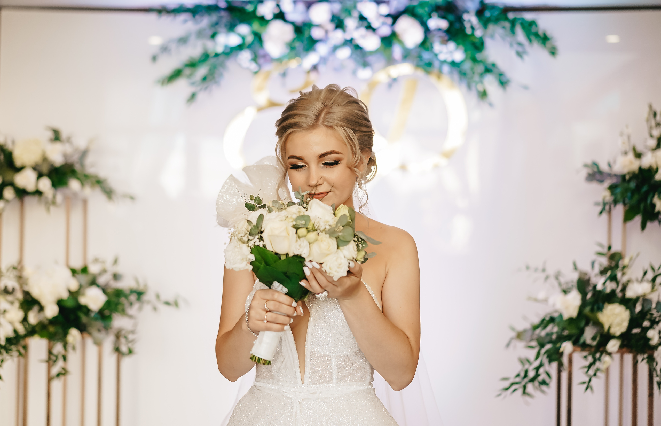 Wedd. Https://www.instagram.com/grosu.photography?igsh=MTR6Y2xobGw1ZTluZg%3D%3D&utm_source=qr