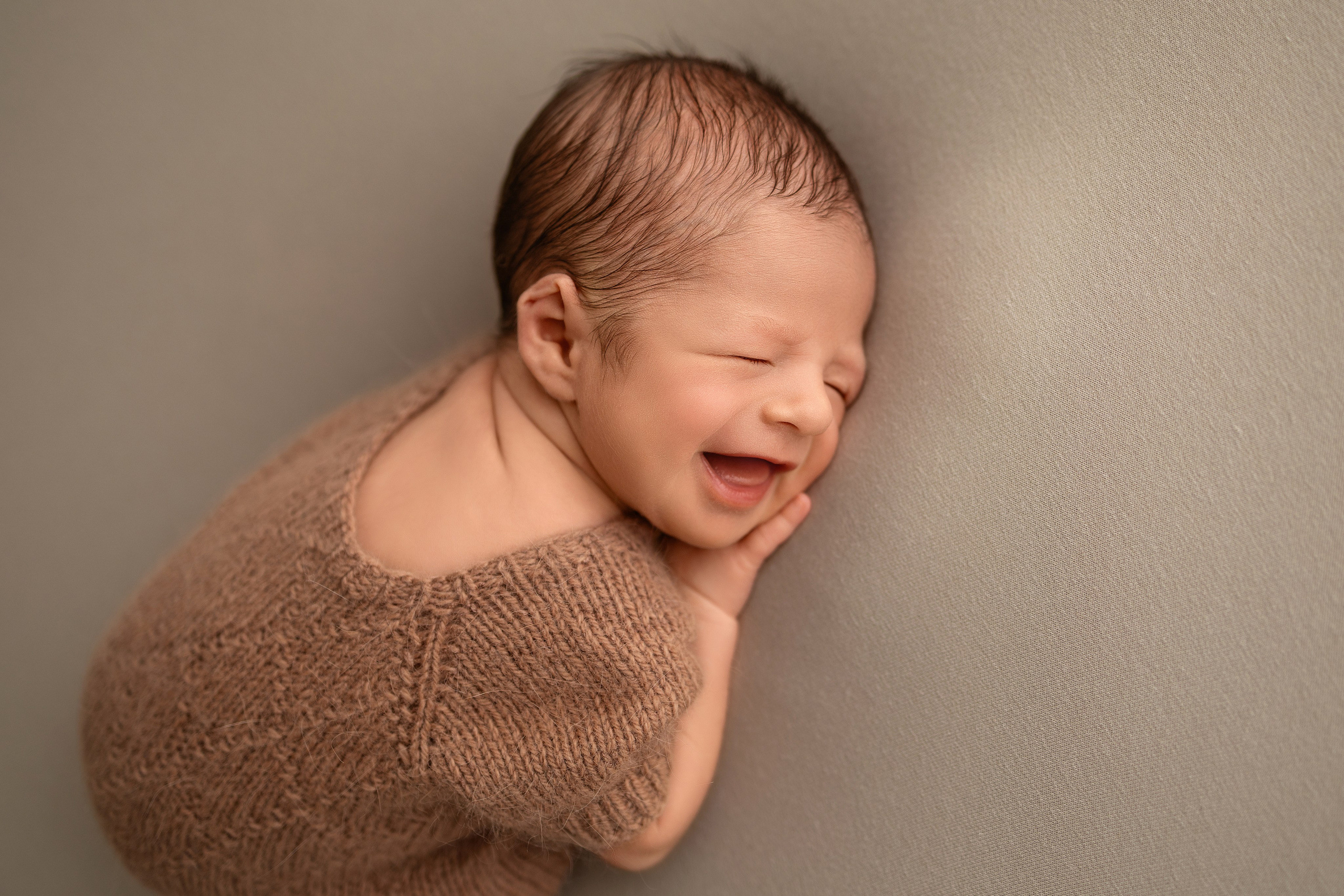 Neugeborene. Neugeborene- Schwangerschaft- und Kinder Fotografin in Lehre