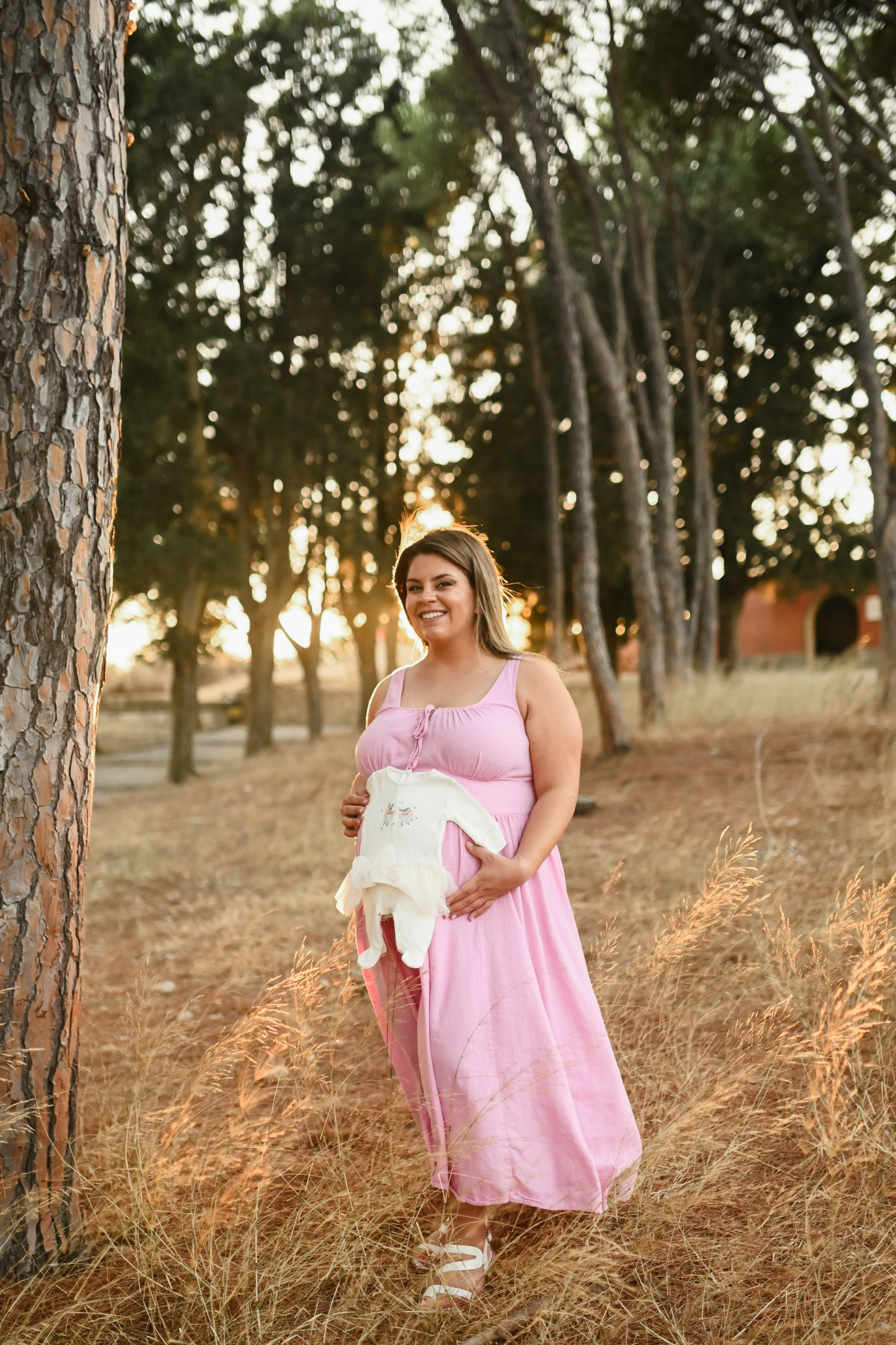 Φωτογράφιση εγκυμοσύνης στο Φιλέρημο Ρόδου – Μαγικές στιγμές μέσα στη φύση. WELCOME