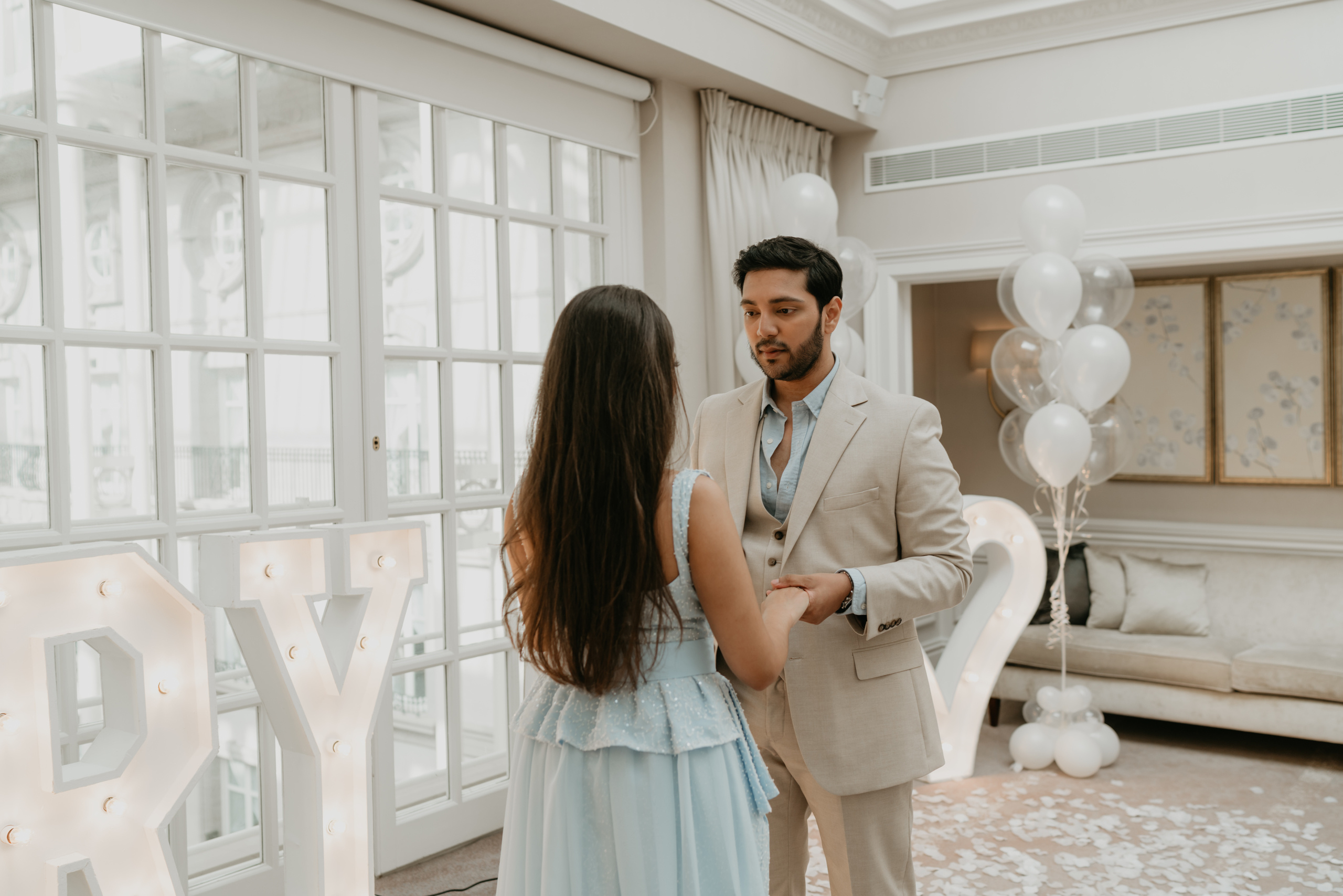 Proposal photo and video session in London. London Wedding Photographer|Natasha Ferreira