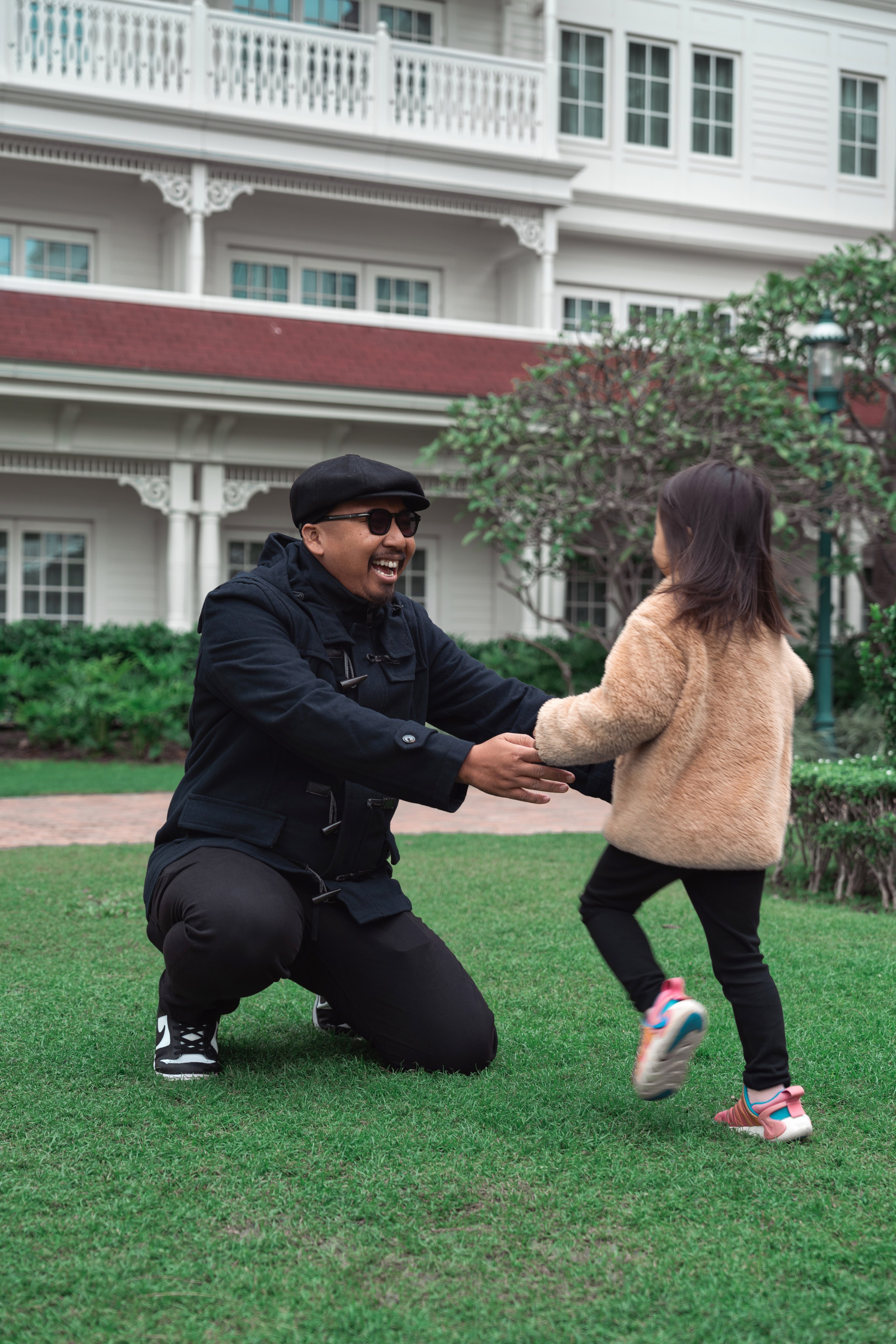 IVONY & BAYU | DISNEYLAND HOTEL. PHOTOGRAPHER IN HONG KONG (WEDDING, FASHION, FAMILY, EVENTS)