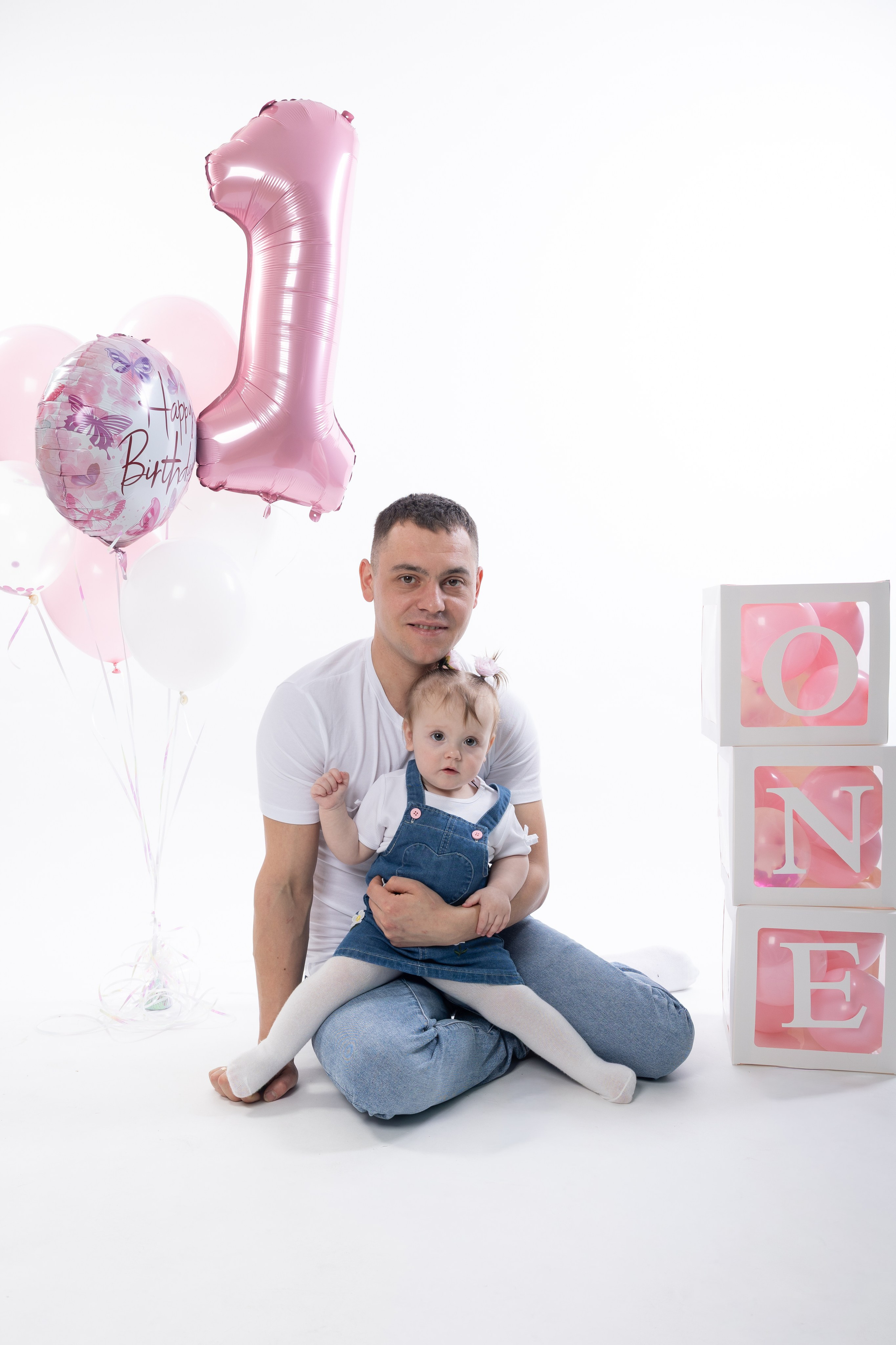 Happy Birthday. Portrait and Family Photographer in Netherlands