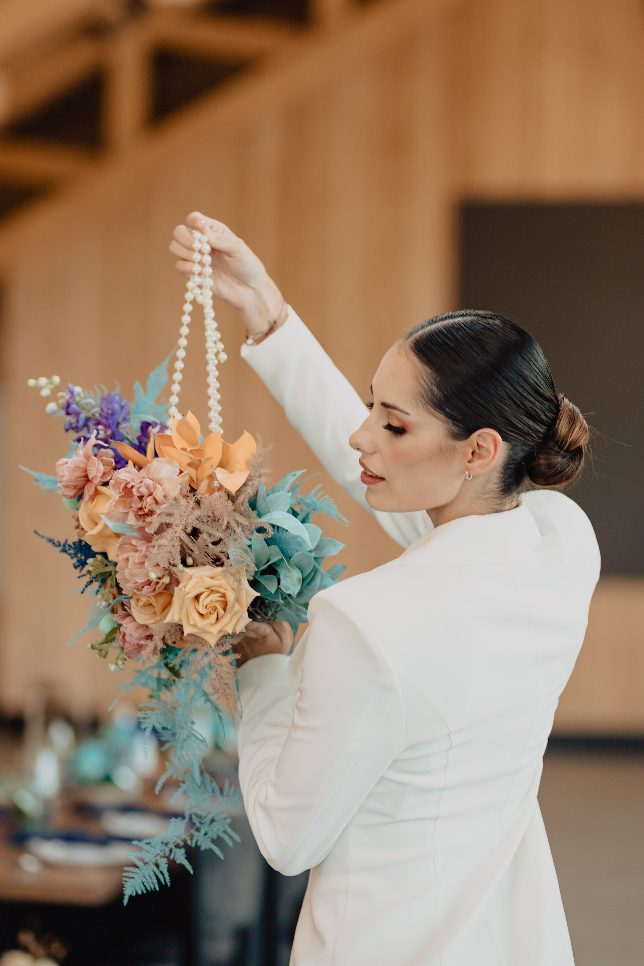 Styled shot at The Barn, Cluj. Fotograf de nunta — documenting your love story with a touch of editorial — wedding photographer