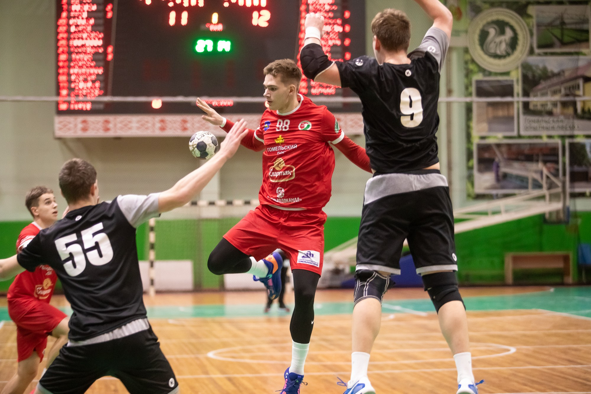 Спортивные фоторепортажи с гандбольных матчей