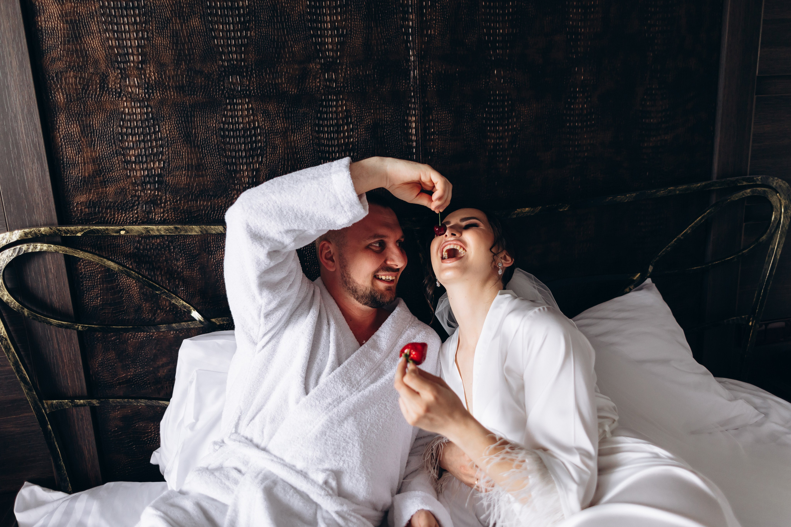 White Wedding. Wedding and Family Photograph