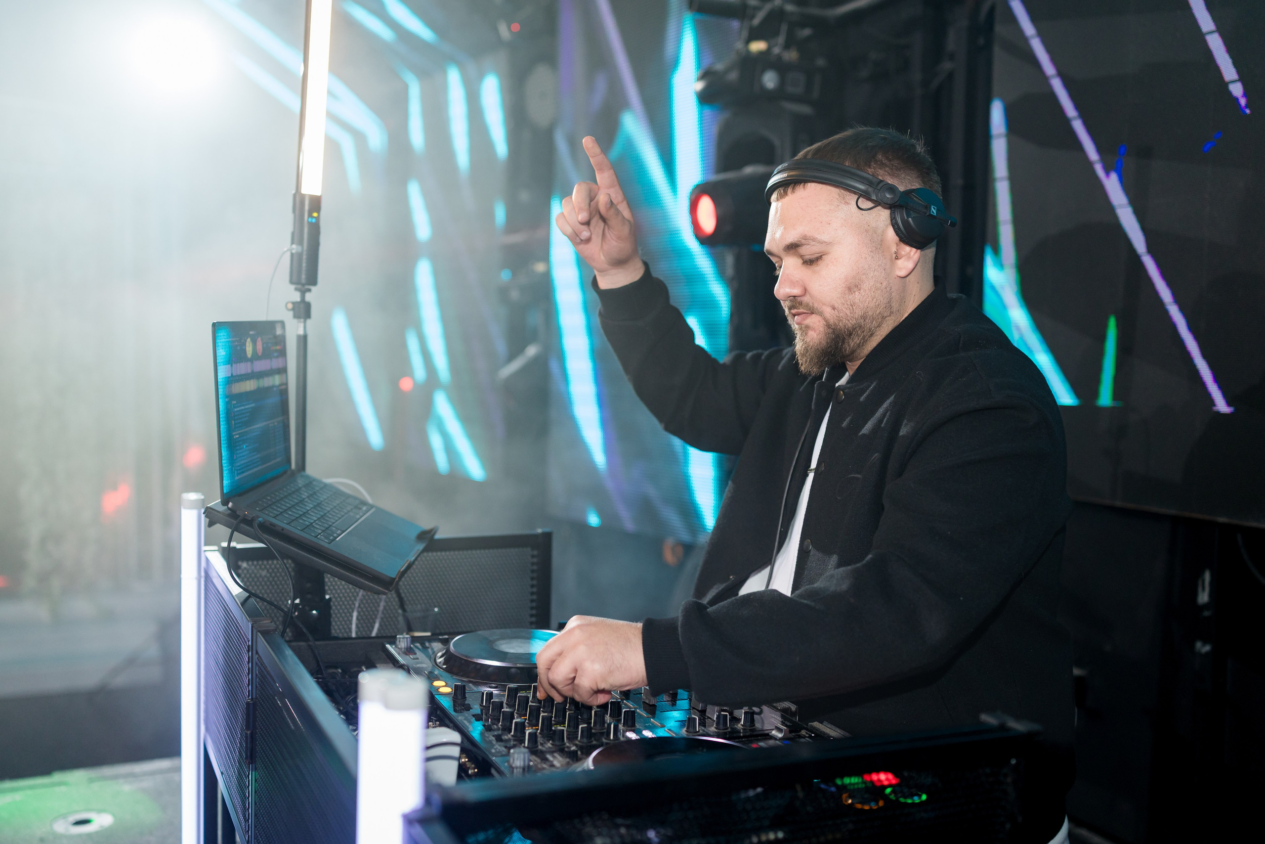 Karen & Nikita. AMIR BUCHNIK PHOTOGRAPHER