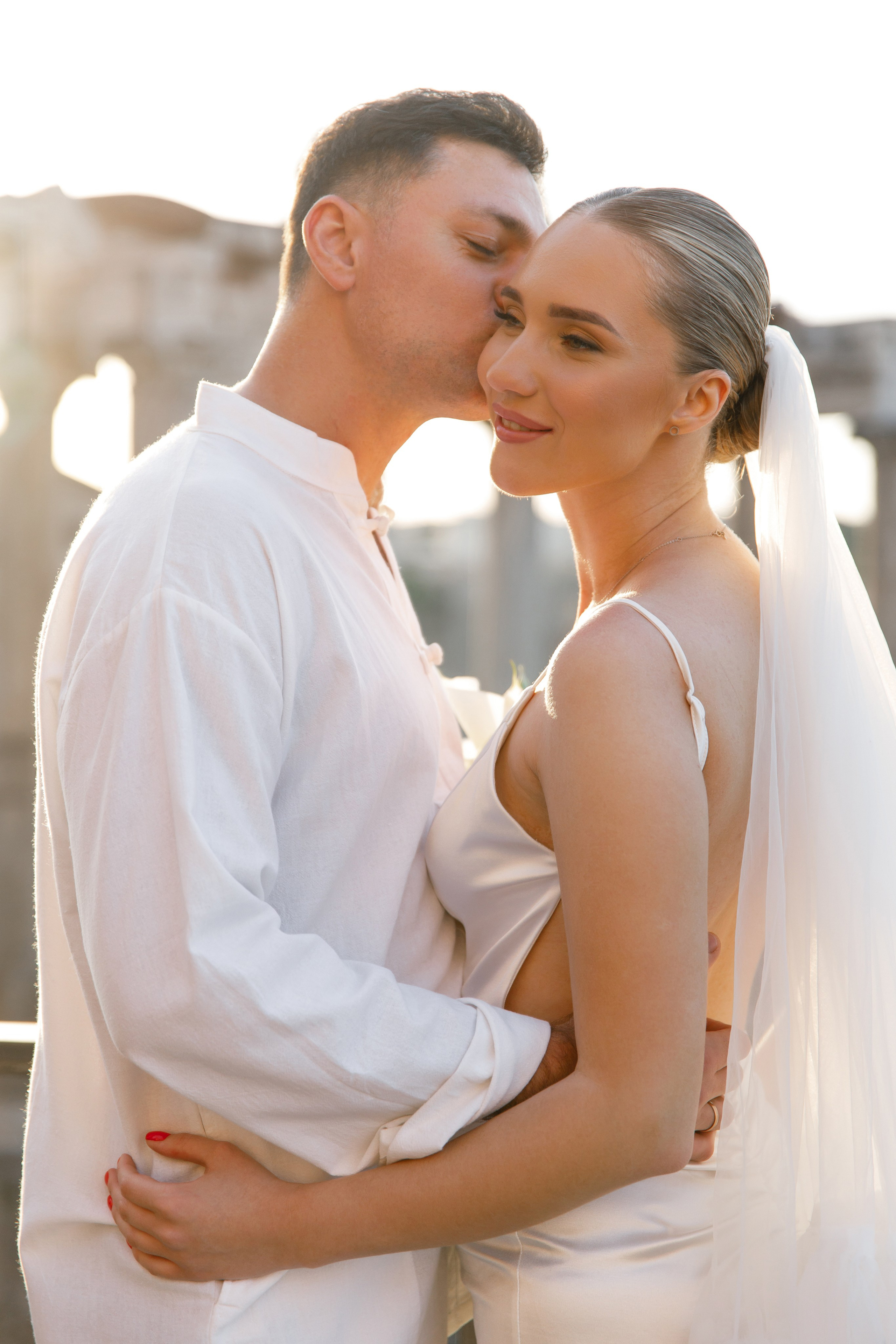 Elopement in Rome. Wedding Photographer Rome Tuscany Como Sicily Puglia Amalfy Italy- Oksana Savenchuk
