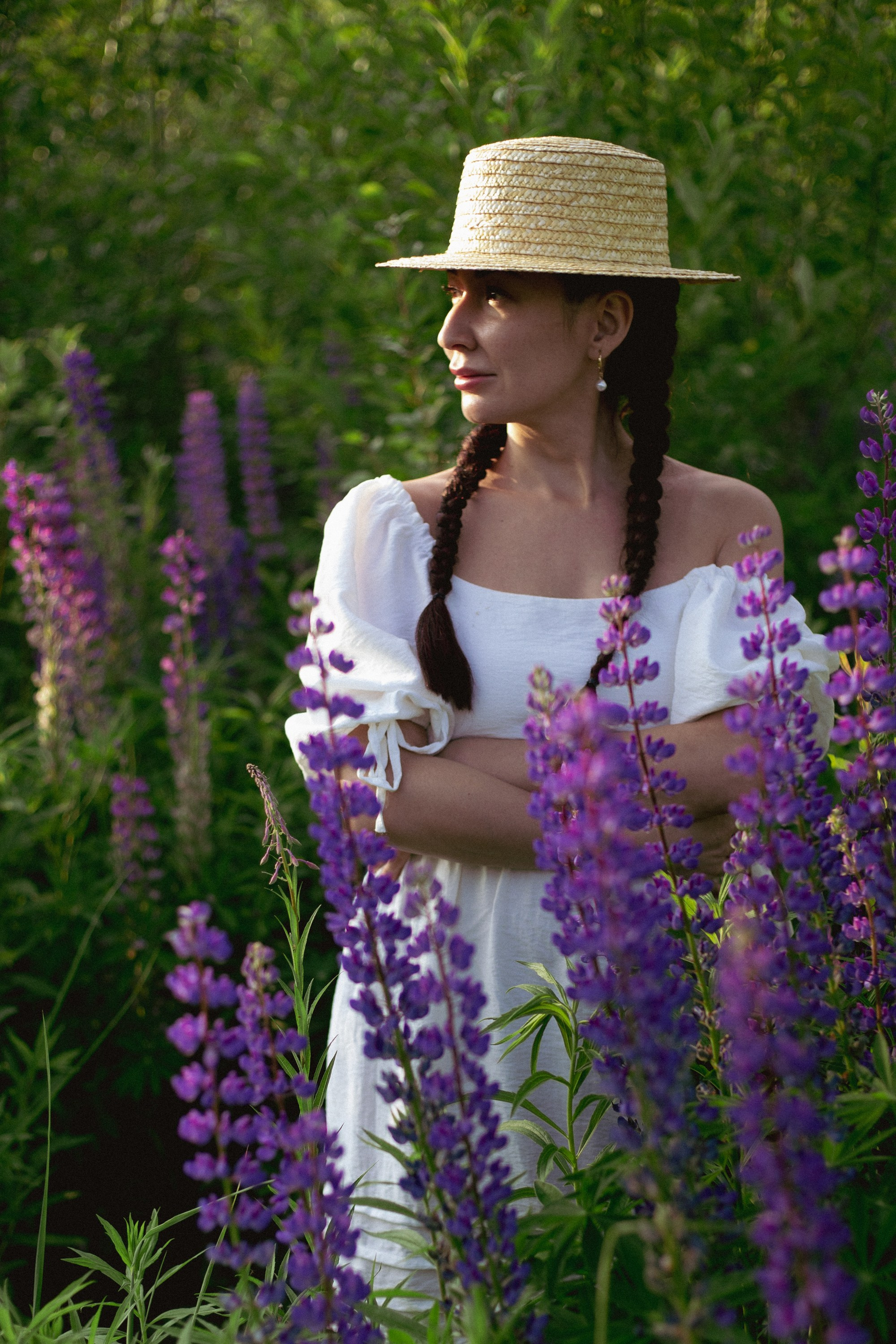 Summer flower photoshoot. Uliana Grigoreva | Photographer for people and business