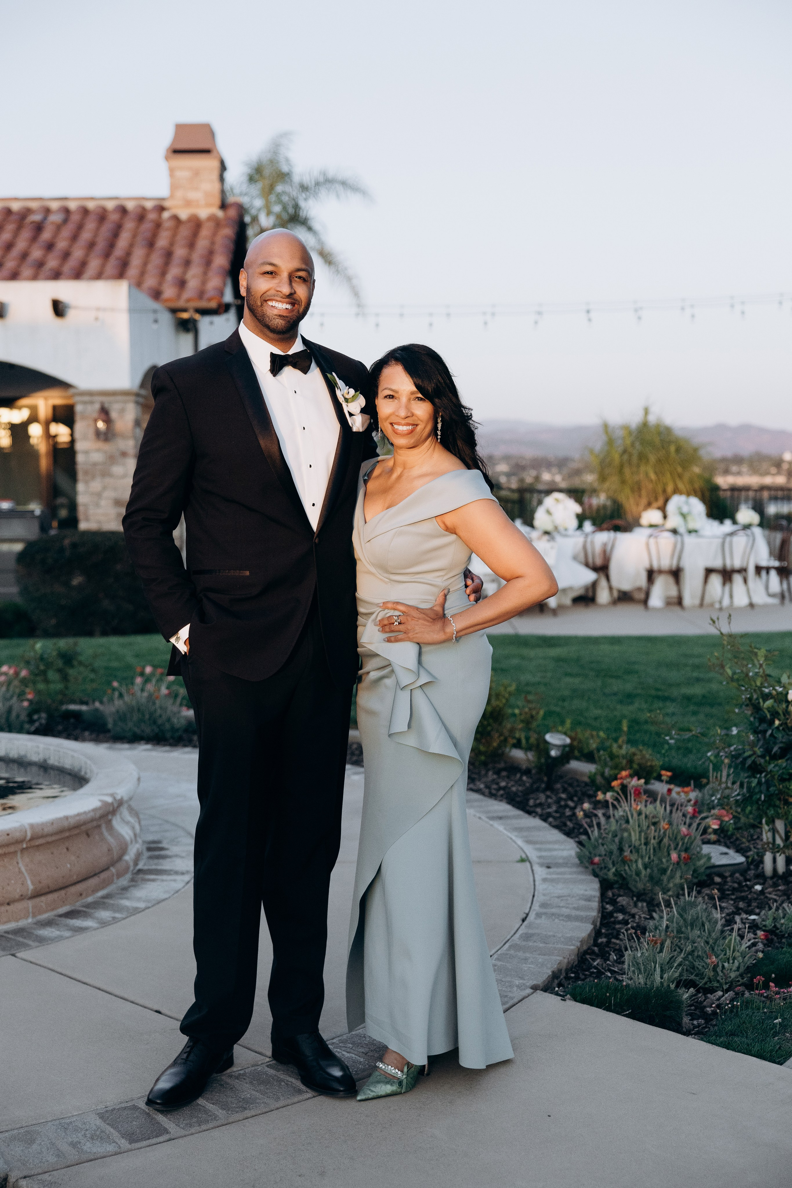 Drew and Haley. Wedding and family photographer San Diego