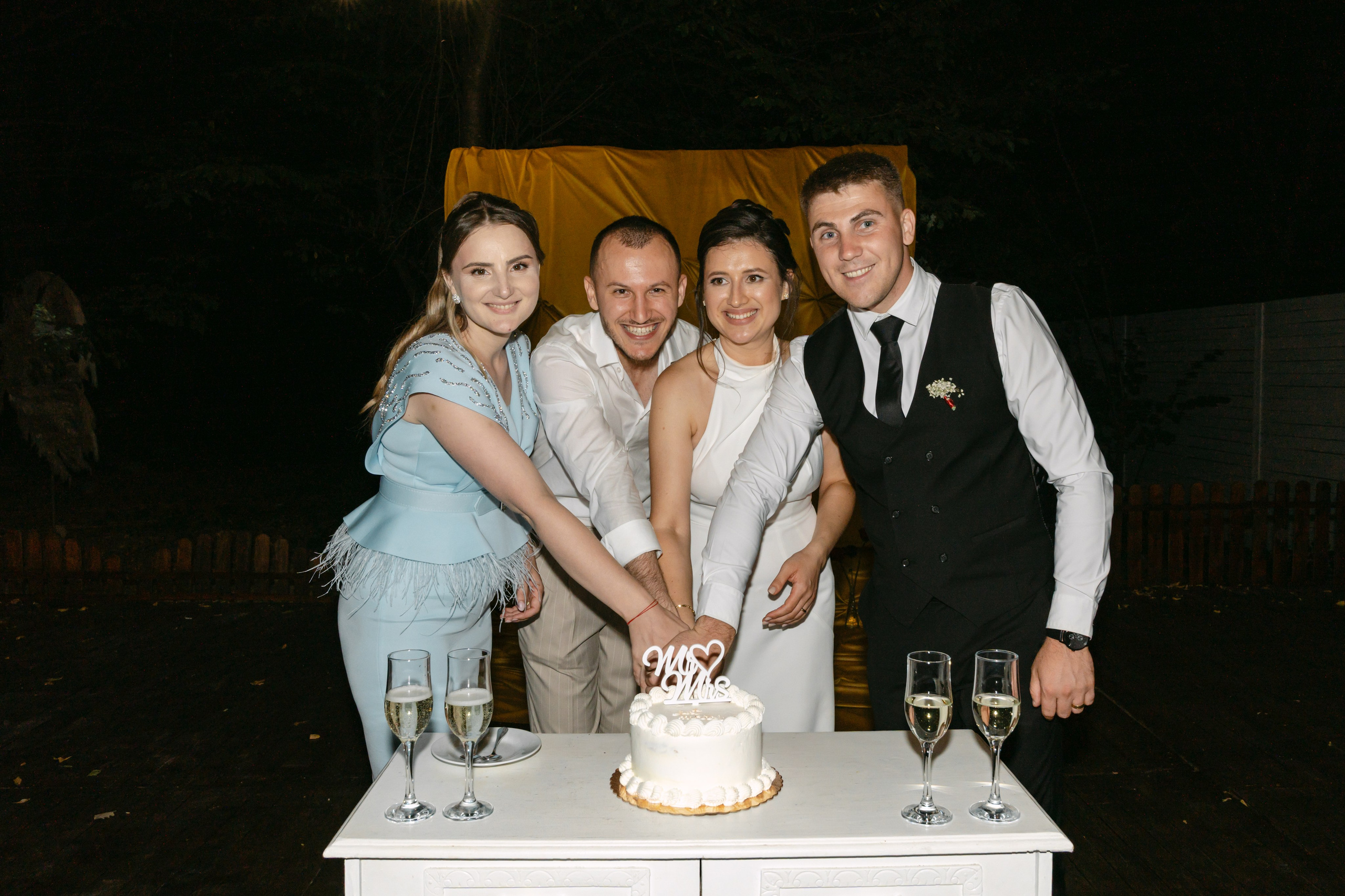 Alex & Corina. Gabrielacojocariu.com