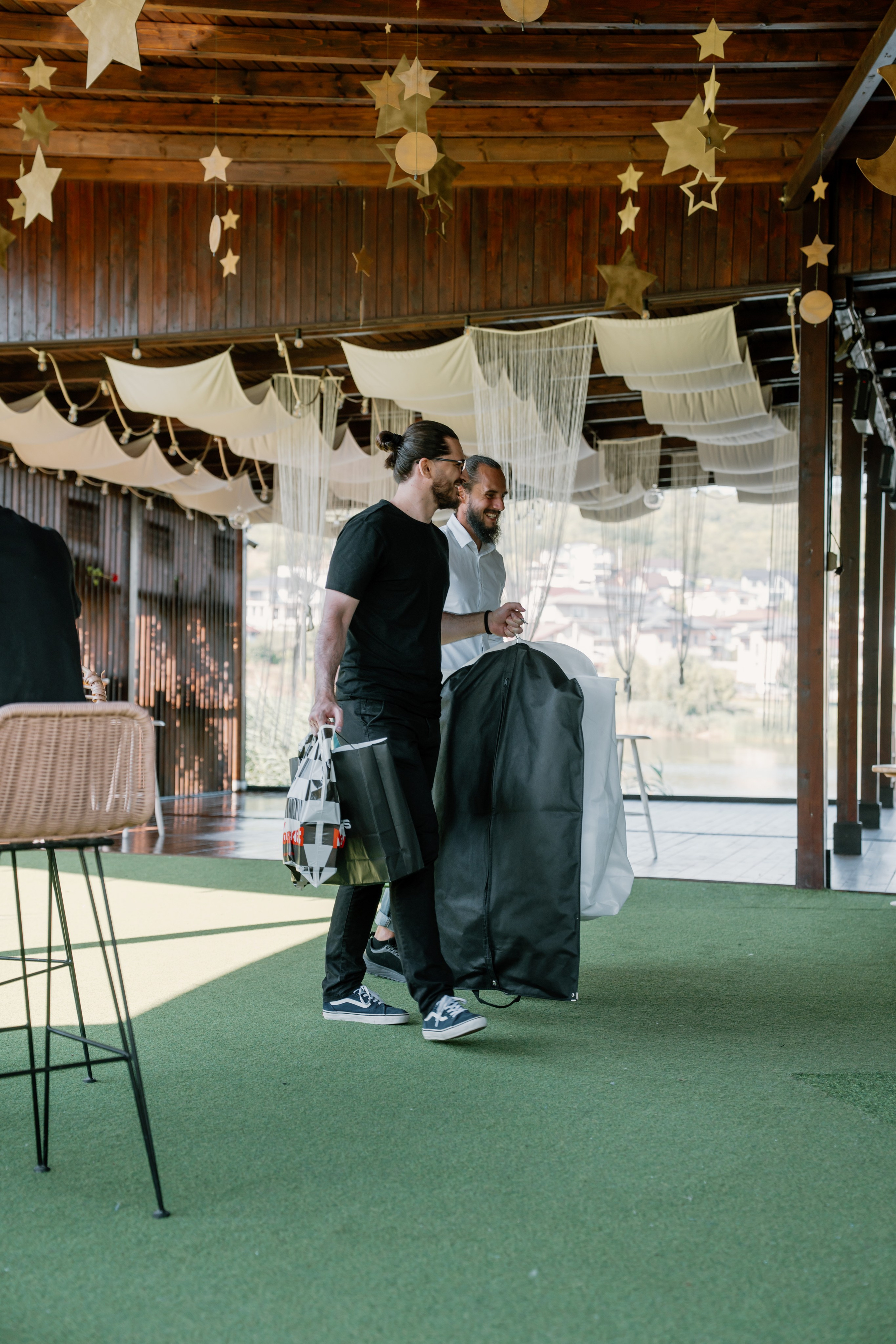 Gabriela & Dragos. Gabrielacojocariu.com