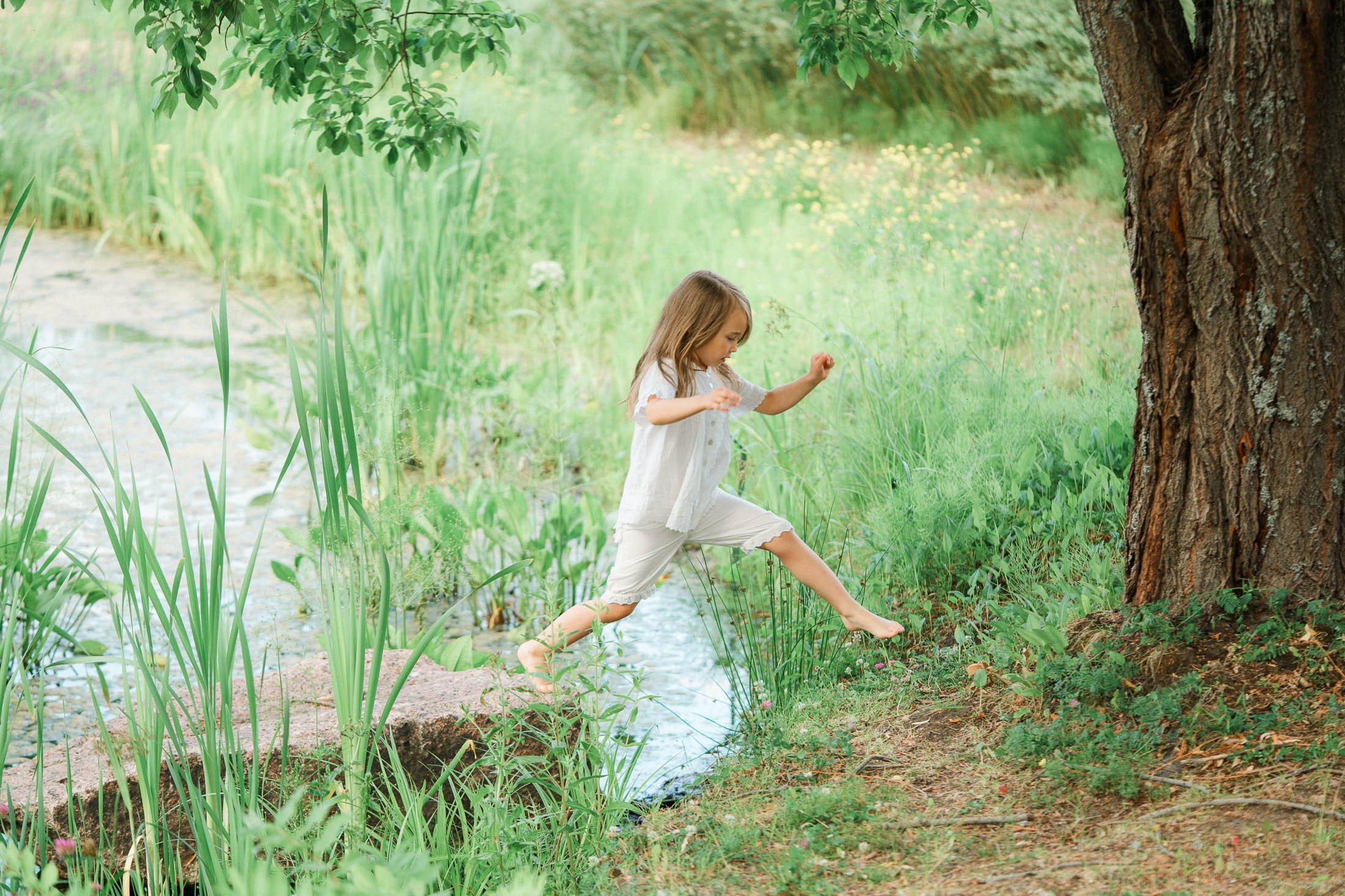 5-vuotiskuvaus puistossa