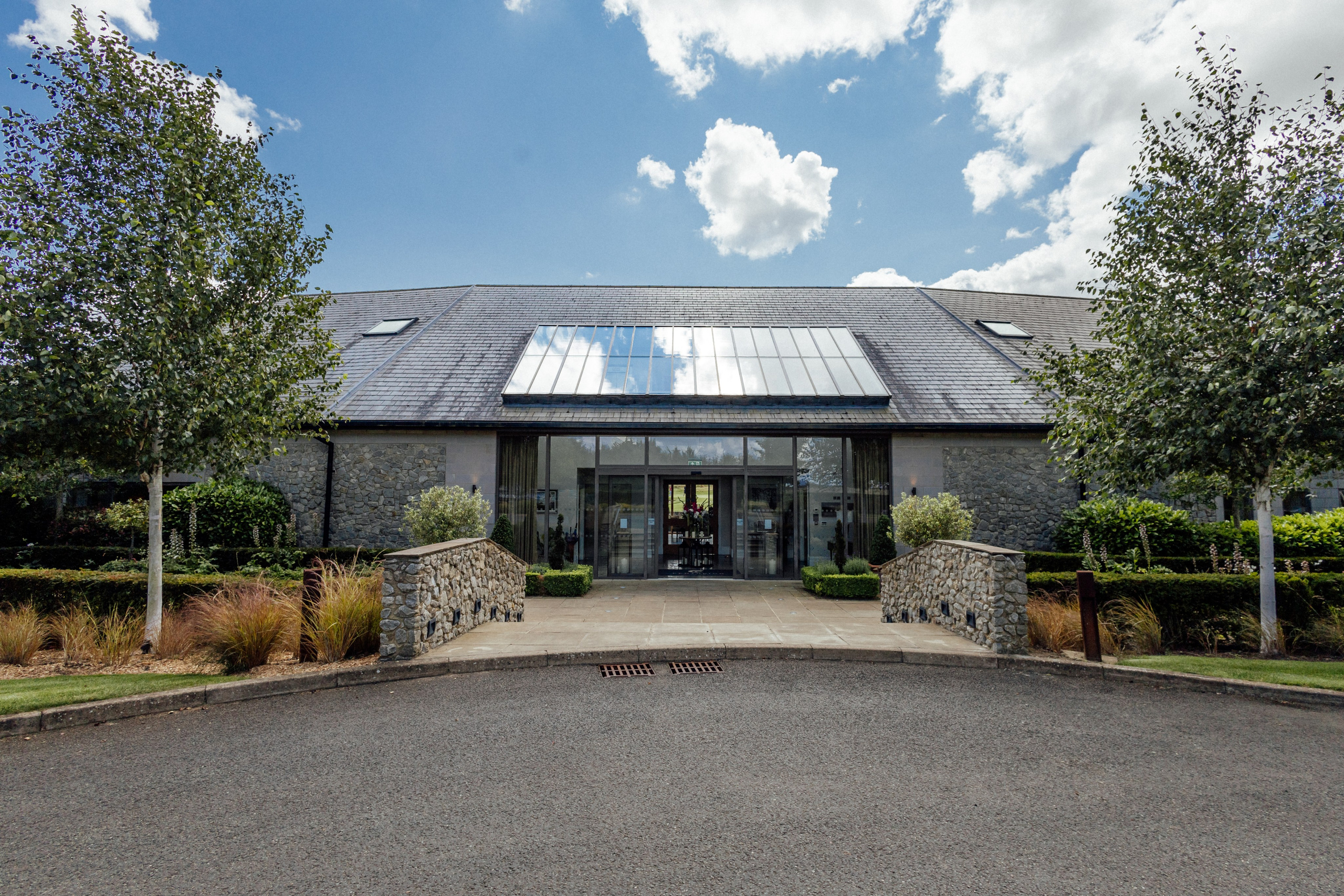 Elegant Wedding Photo Gallery in Hertfordshire. Timeless Wedding & Event Photography from London to the world