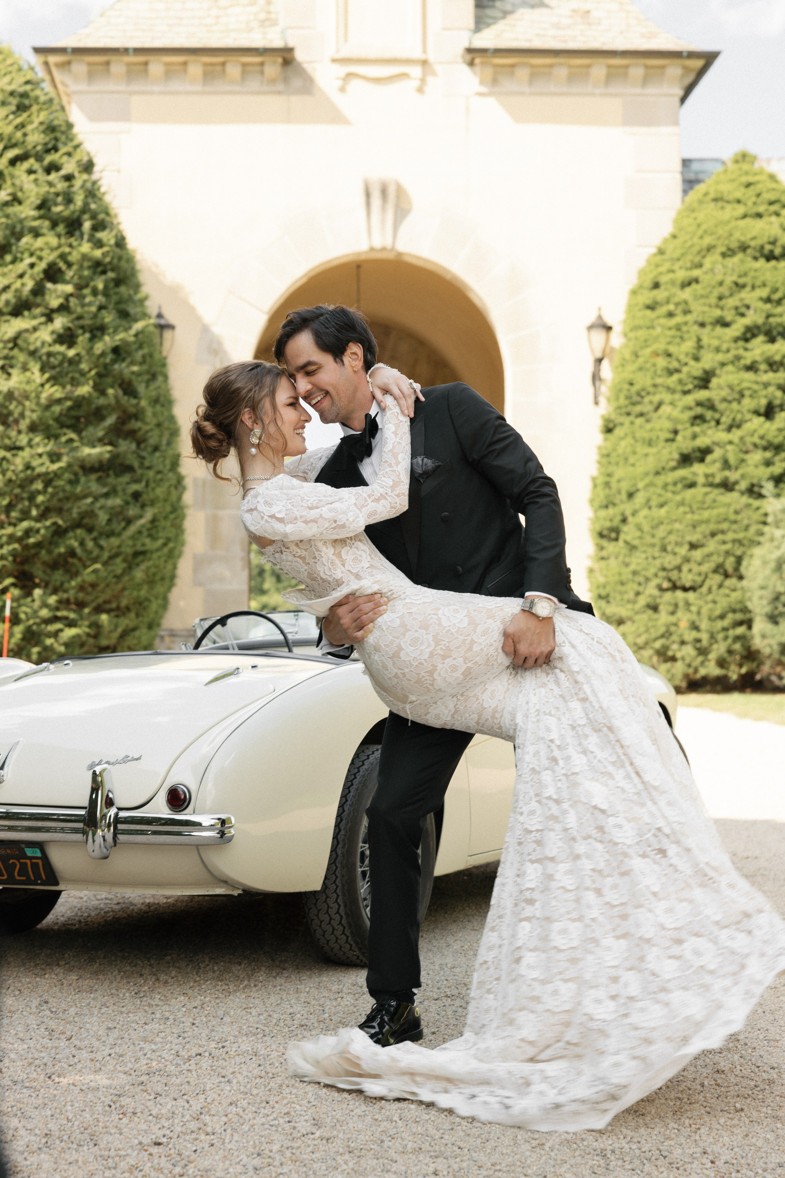 Vasylton Studio• Wedding Photographer | Capturing moments, preserving memories