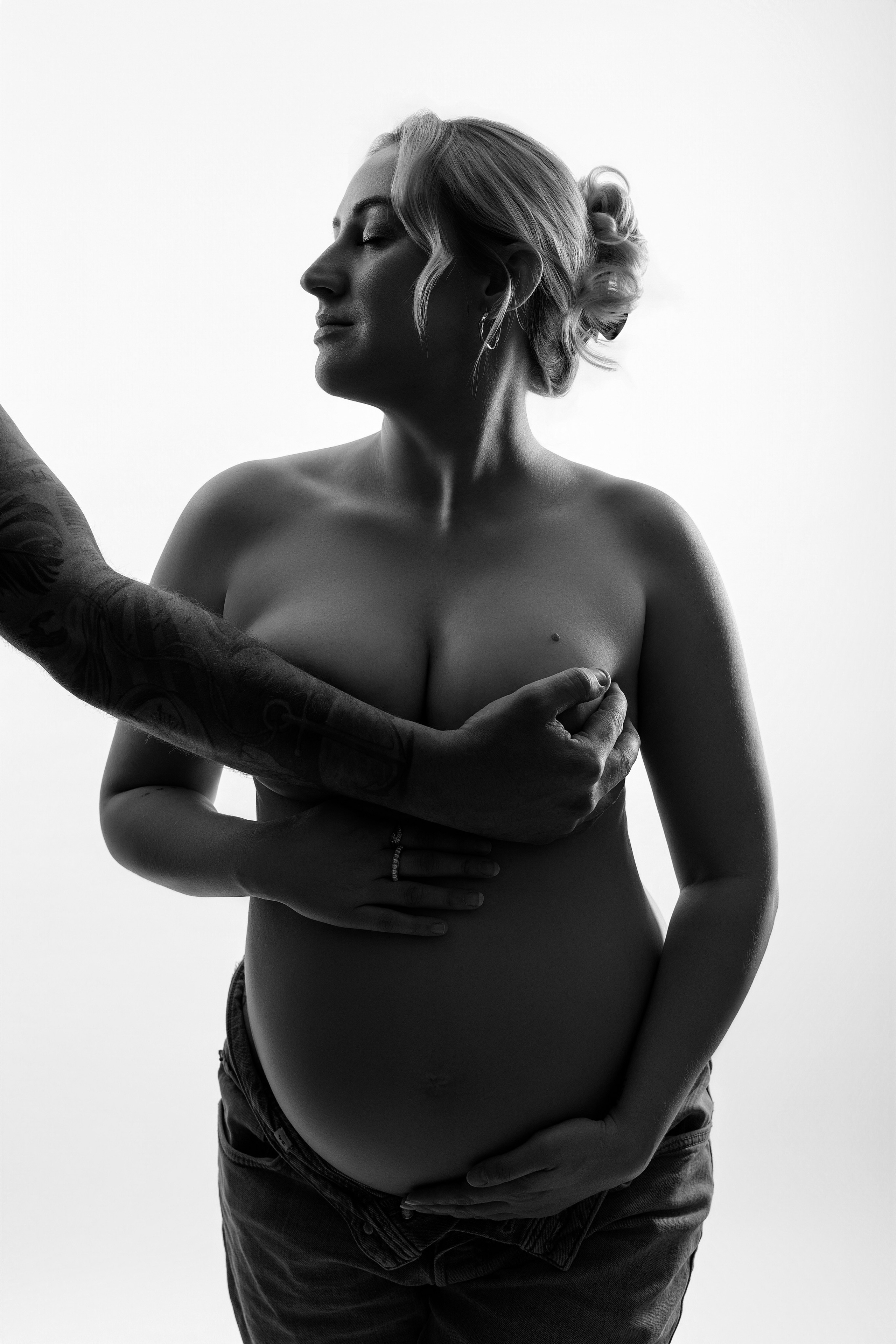 Babybauch. Neugeborene- Schwangerschaft- und Kinder Fotografin in Lehre
