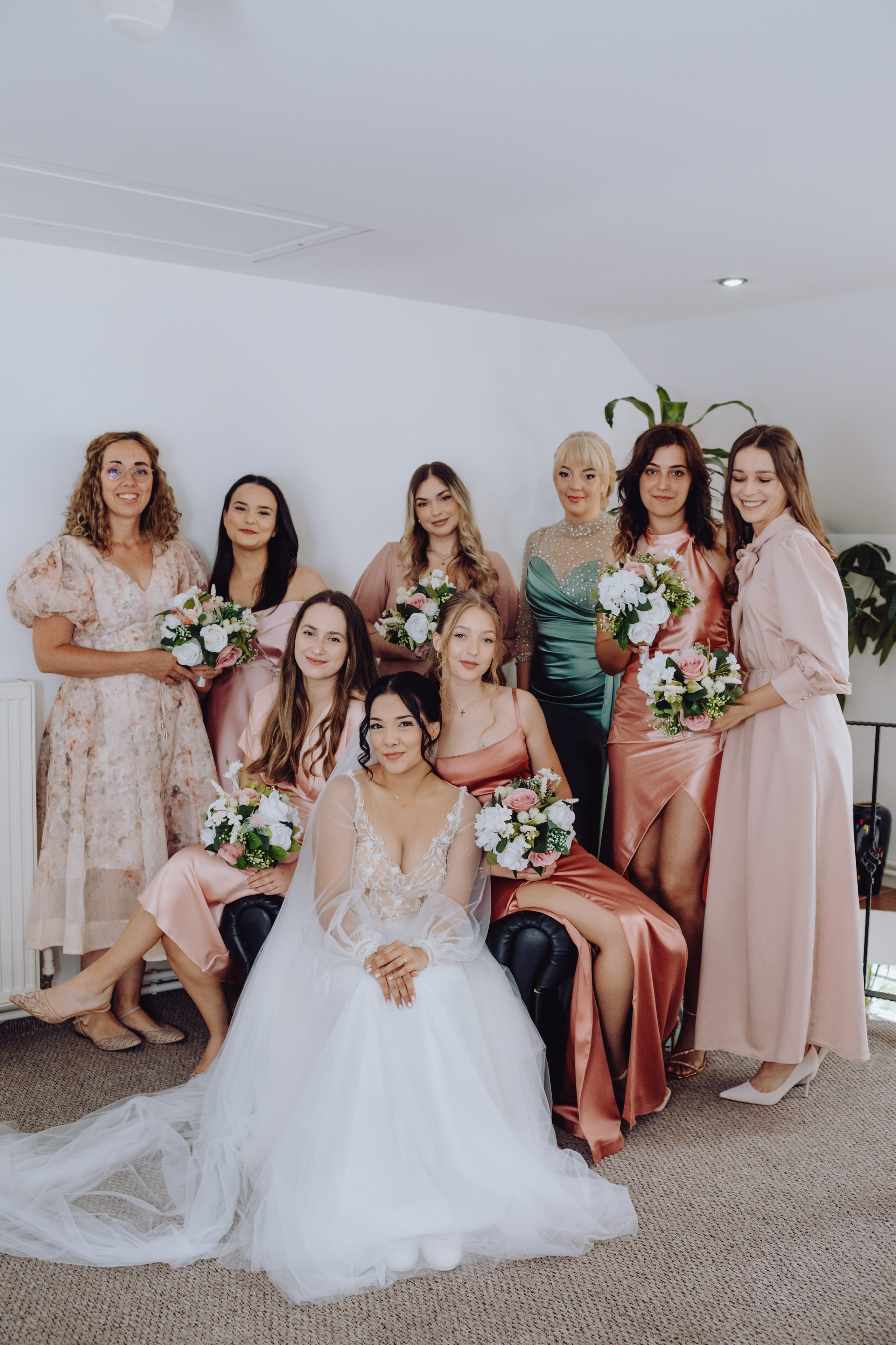 Moise & Delia. Wedding & couple photographer from Romania Rut Vetan