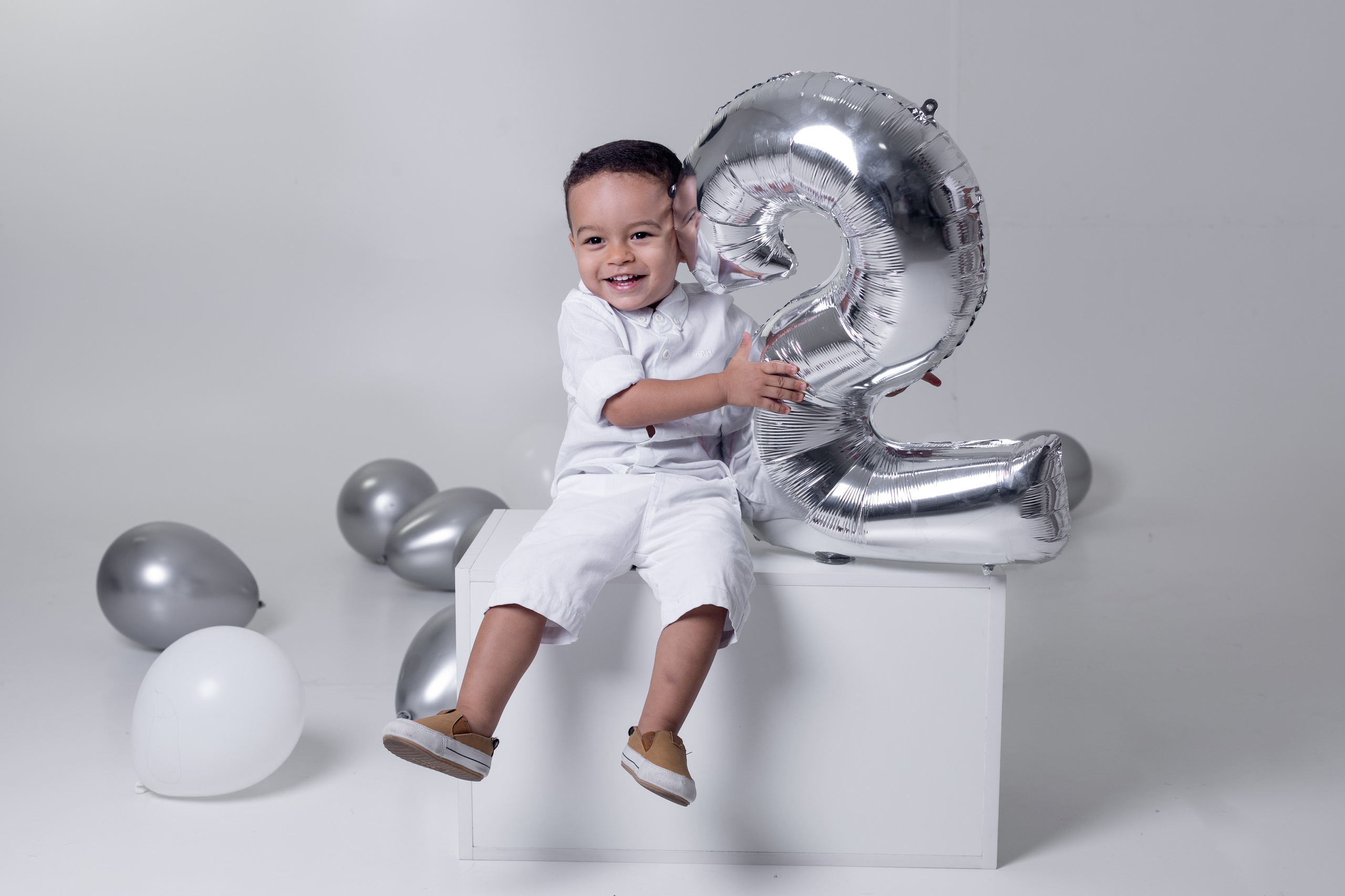 Levi 2 anos. Bem-vindo ao Meu Mundo Fotográfico