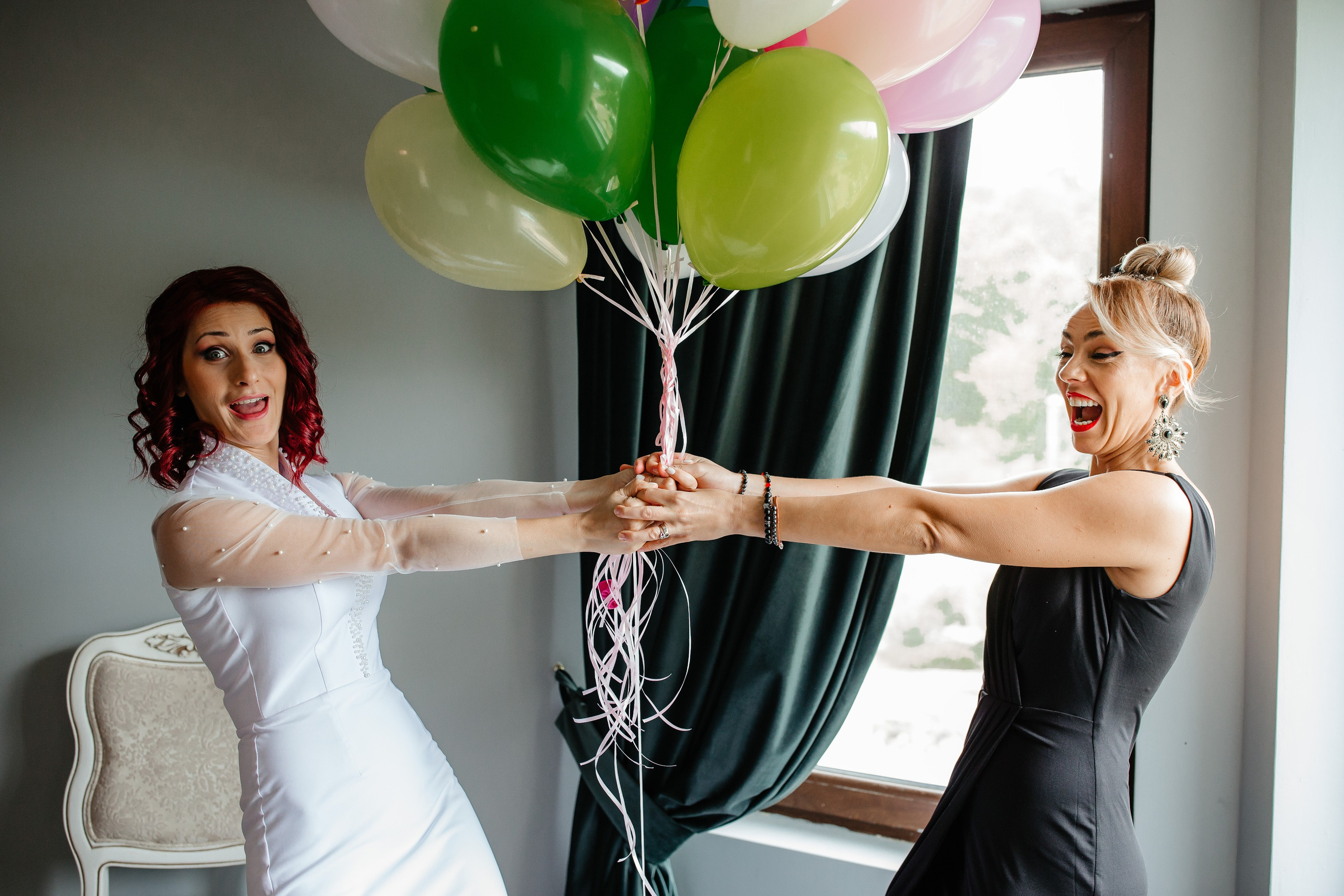 Nunta Elena & Tudor — Fotografie de nuntă în stil natural și elegant. Rares Bucur is a professional wedding photographer based in Cluj-Napoca, Romania, specializing in wedding photography