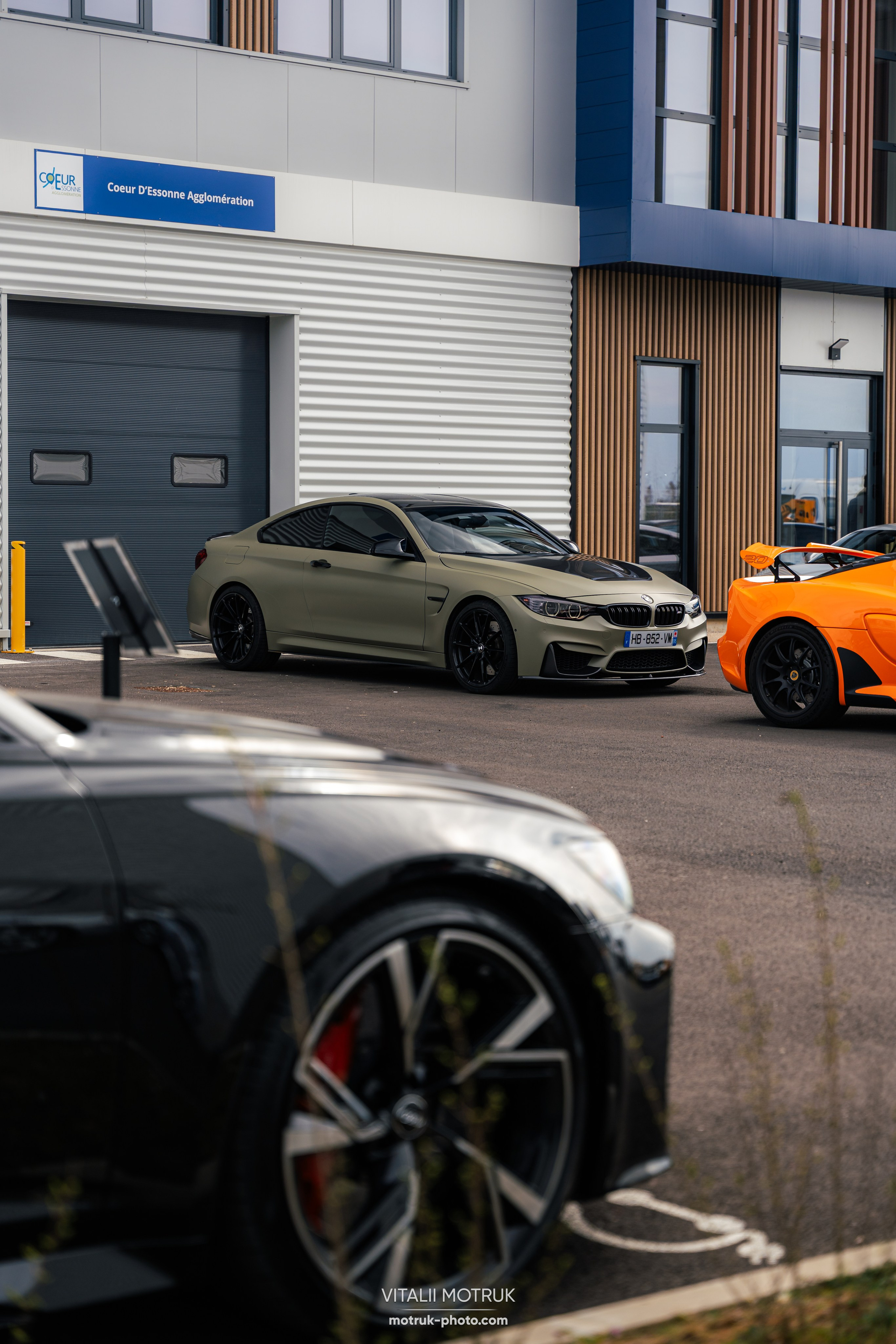 Cars and Coffee 9 mars — BEMA. Photographe de voitures à Paris — Vitalii Motruk