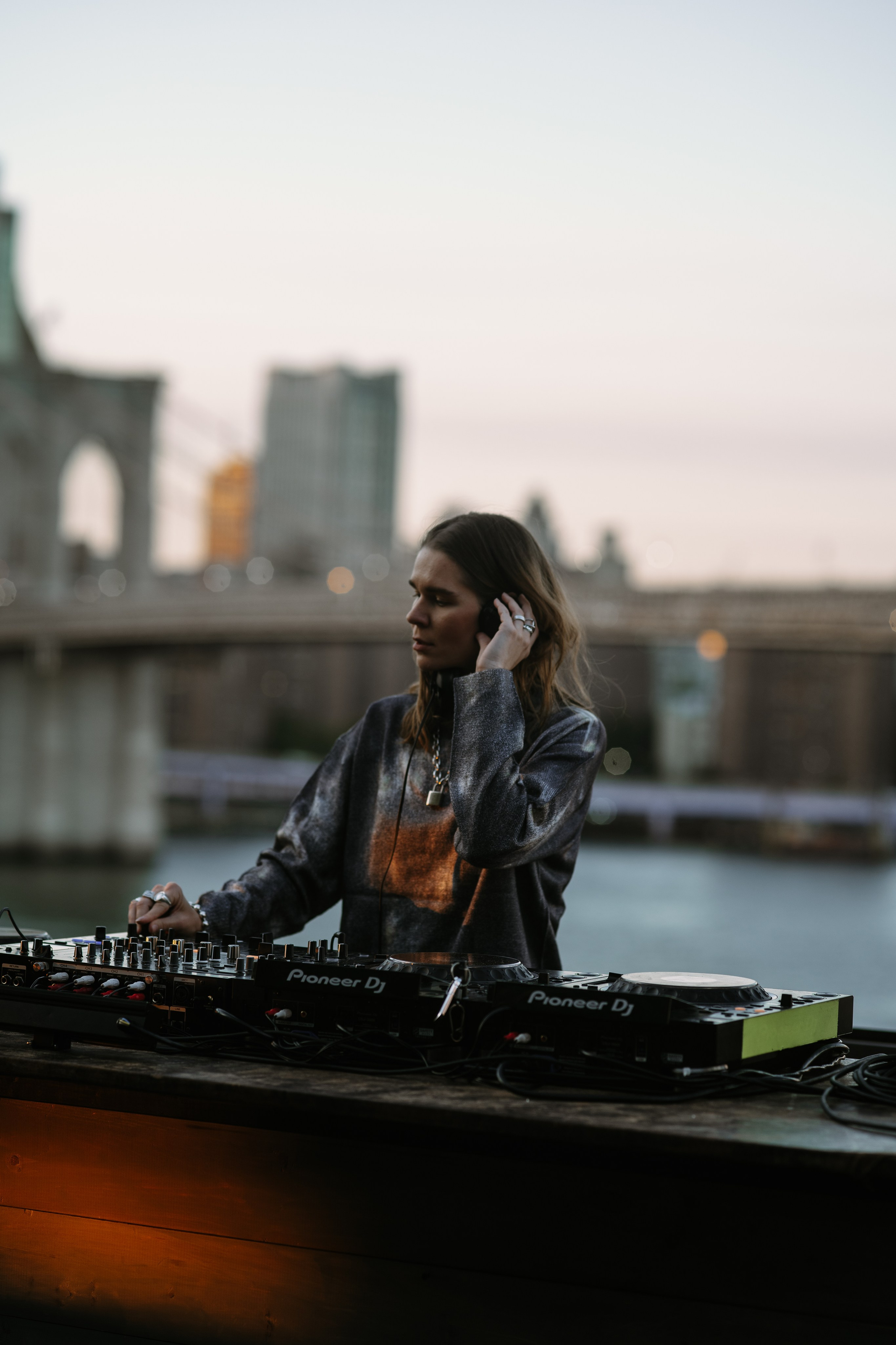 Chetana sunset sessions (@chetanaworld). Photographer New York / Los Angeles