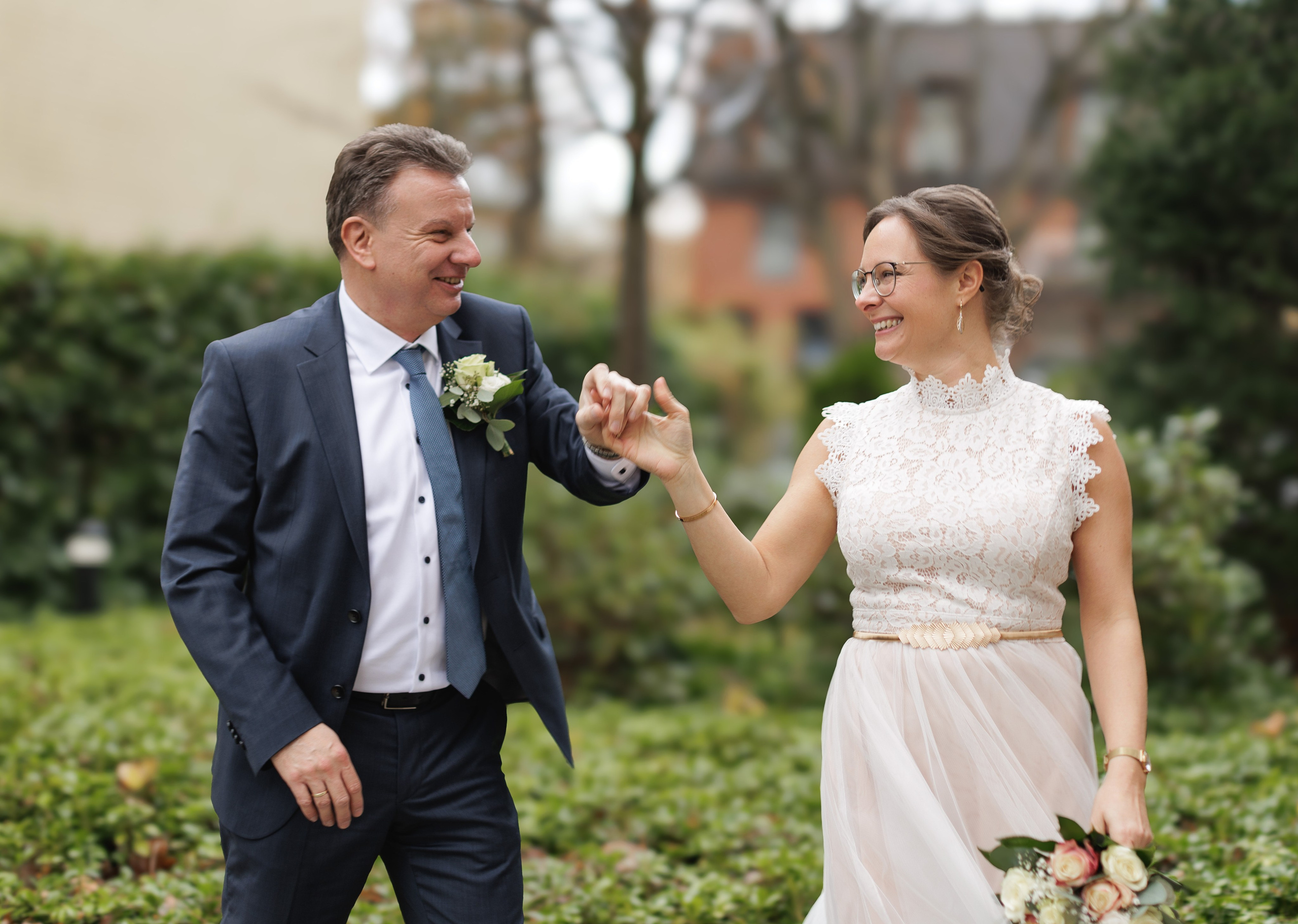 Hochzeitsfotograf Hamburg: Liebe im Fokus. Hochzeitsfotograf und Hochzeitsvideograf aus Hamburg | Roka21Film